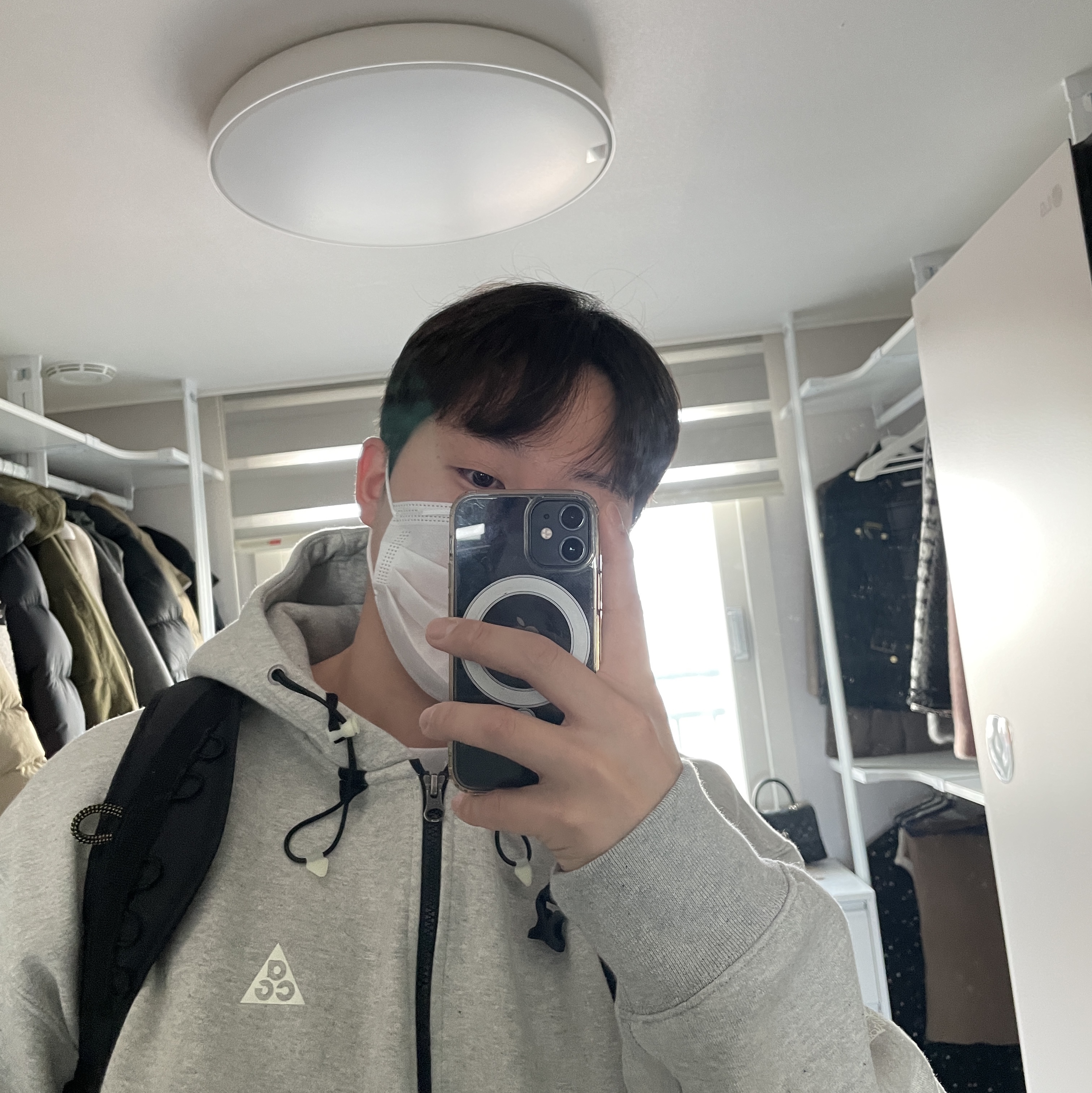 Nike ACG Therma-Fit Fleece Full Zip Hoodie Airora Grey Heather - US/EU, Nike ACG Karst Backpack Black Peat Moss 착용 스타일 - 3