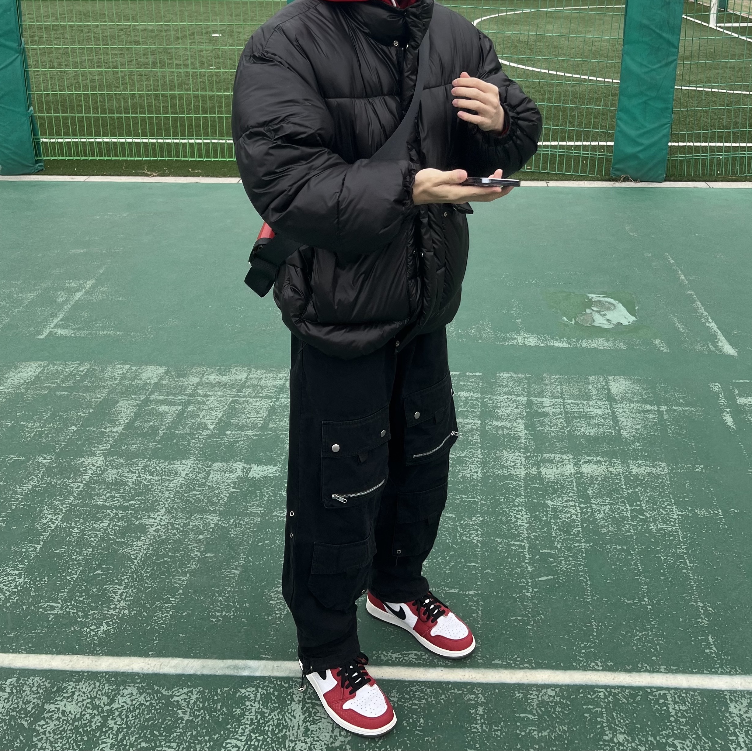 Jordan 1 Retro High Spider-Man Origin Story 착용 스타일 - 1