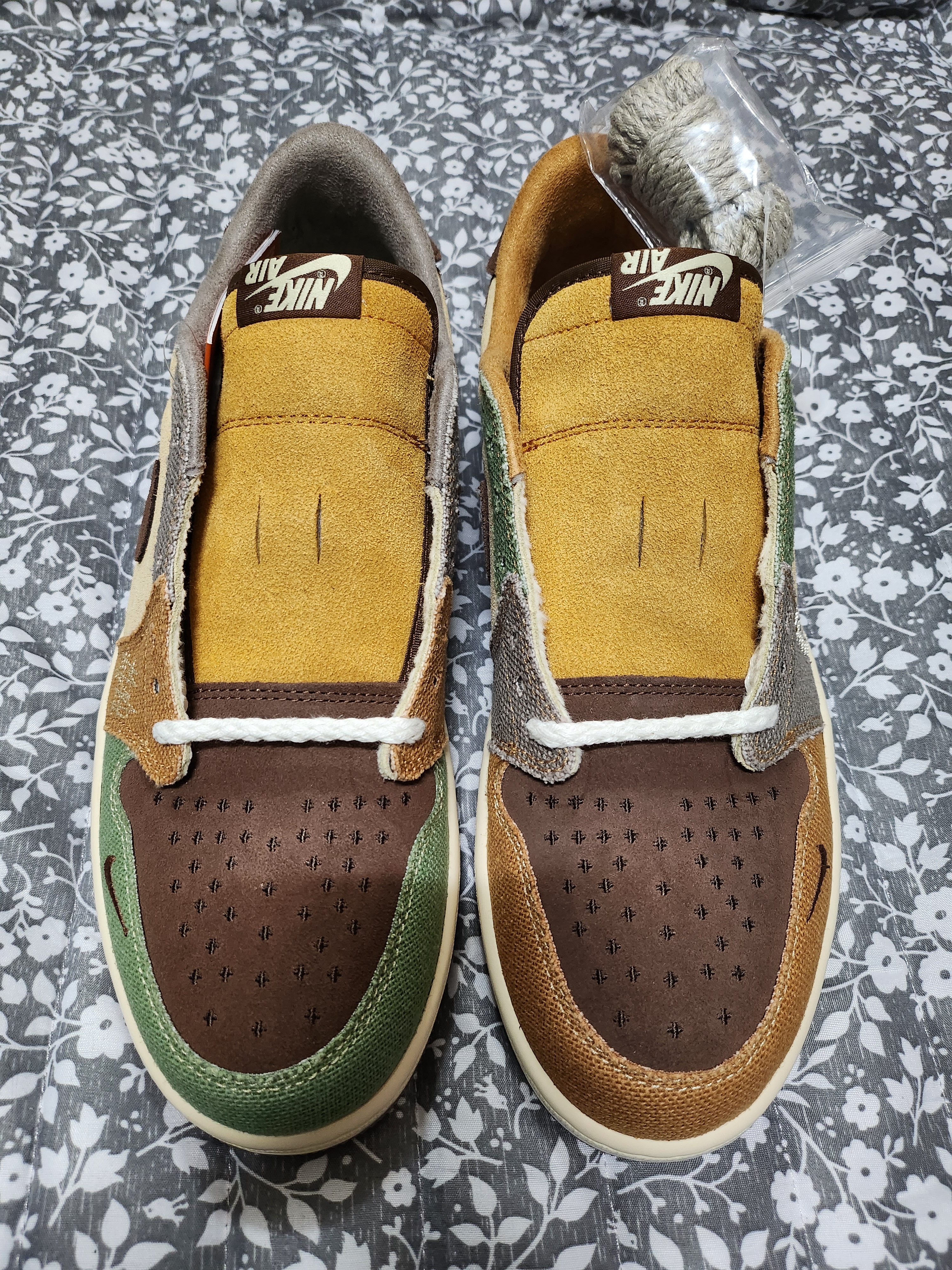 Jordan 1 x Zion Williamson Retro Low OG Flax and Oil Green 착용 스타일 - 1
