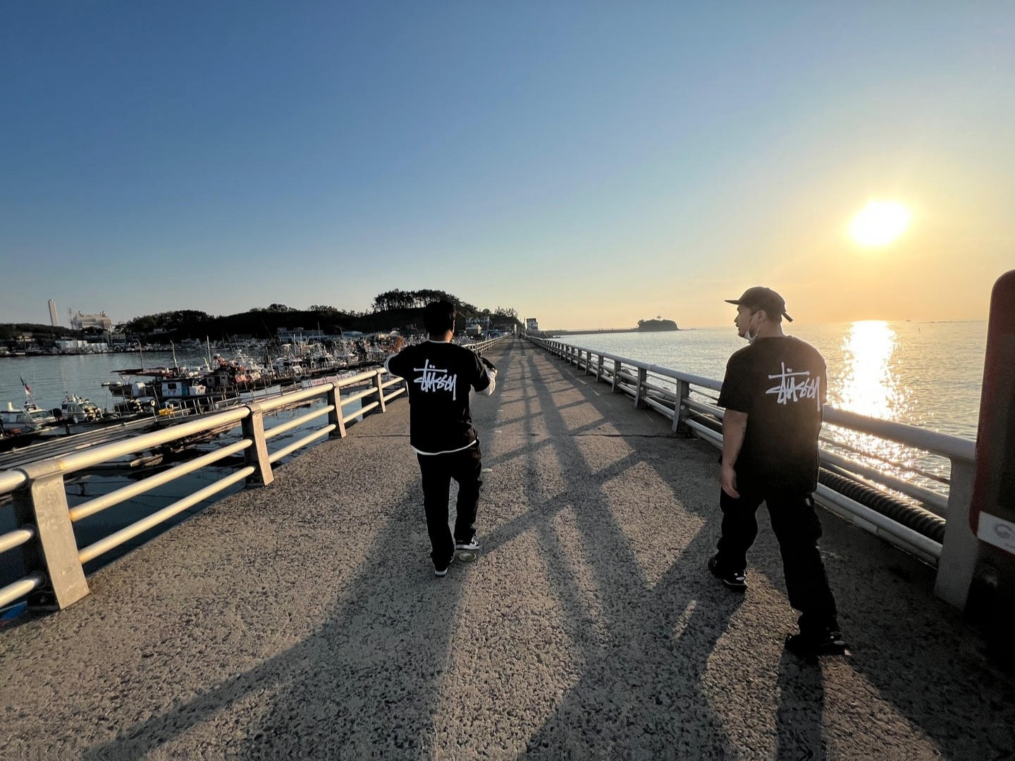 Stussy Basic Stussy T-Shirt Black 2022 착용 스타일 - 2
