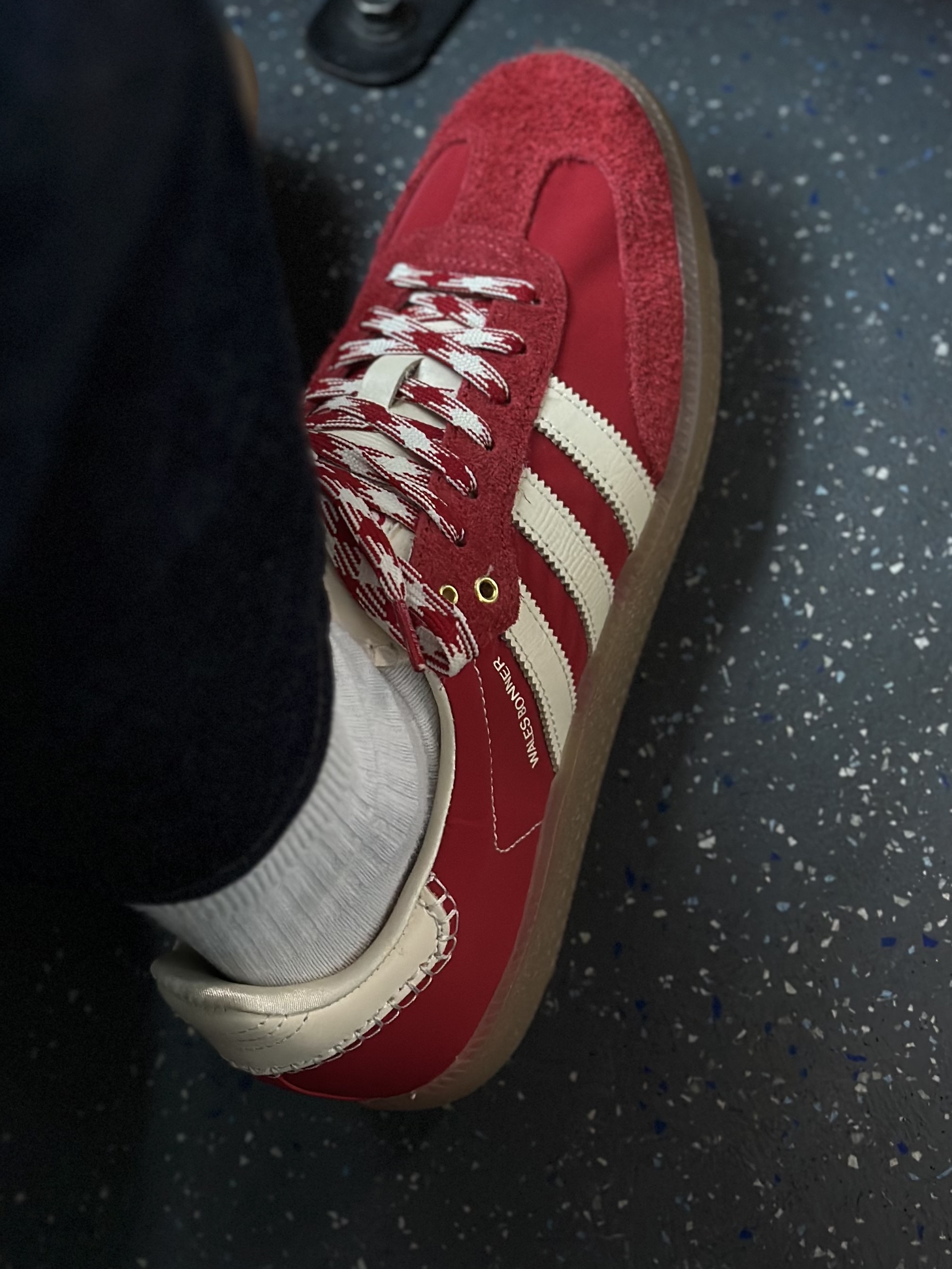 Adidas x Wales Bonner Samba Collegiate Orange 착용 스타일 - 2