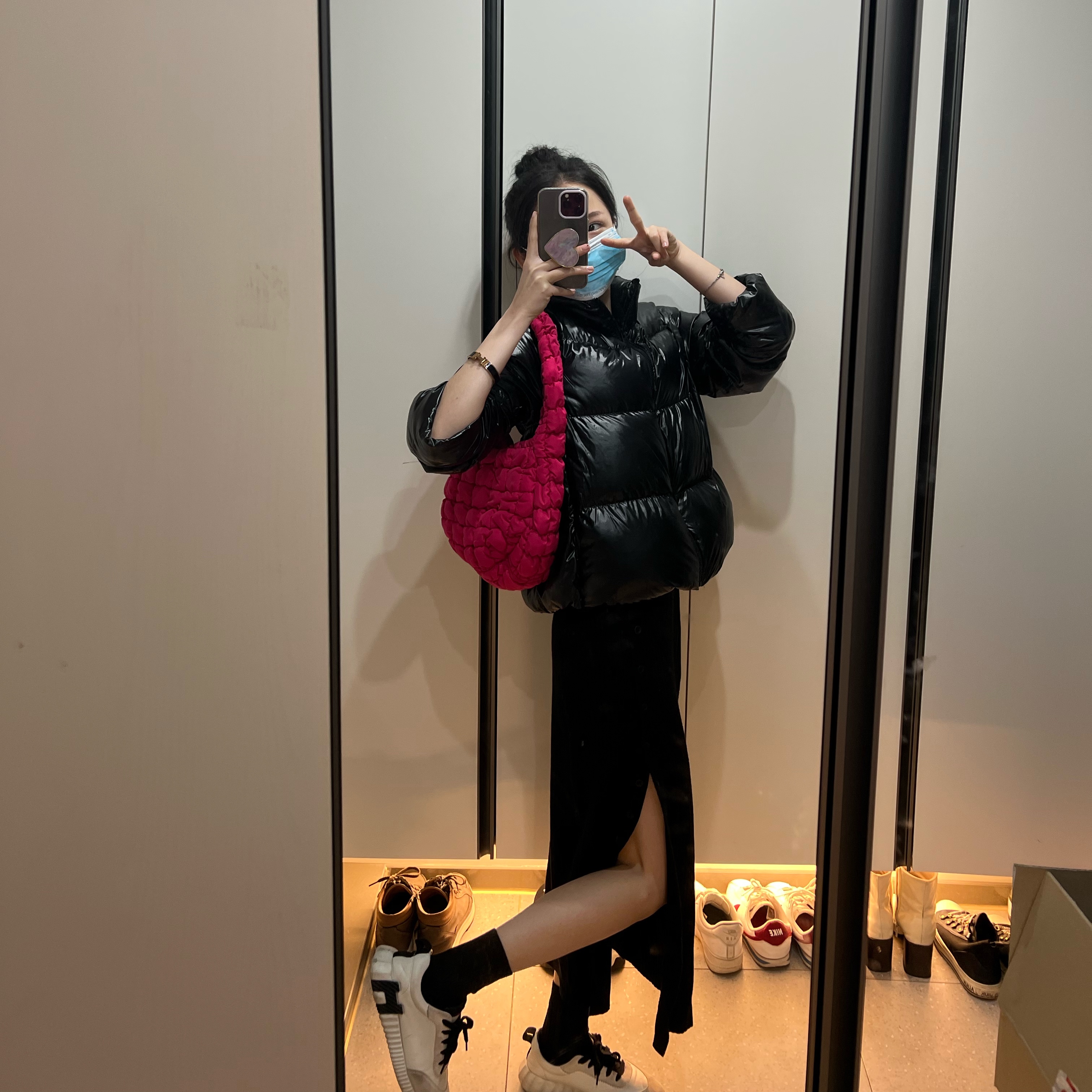 COS Quilted Mini Bag Pink 착용 스타일
