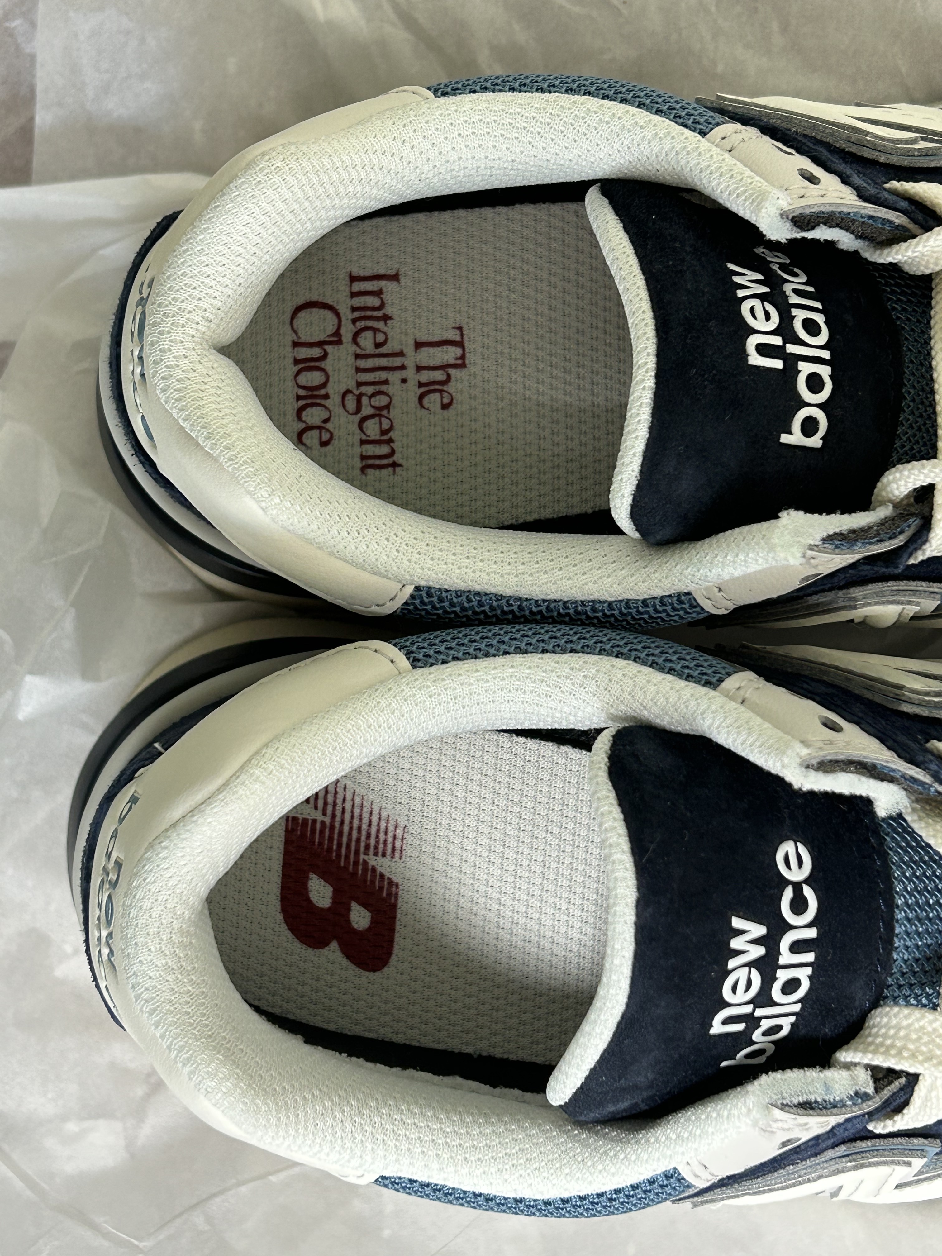 New Balance 574 Legacy Navy Sea Salt 착용 스타일 - 2