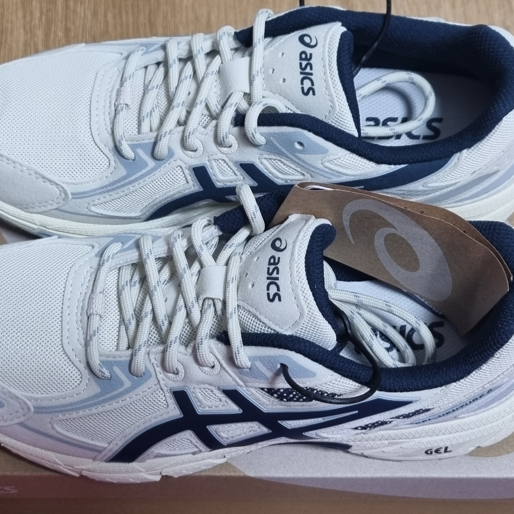 Asics Gel-Venture 6 SPS Birch French Blue 착용 스타일 - 2