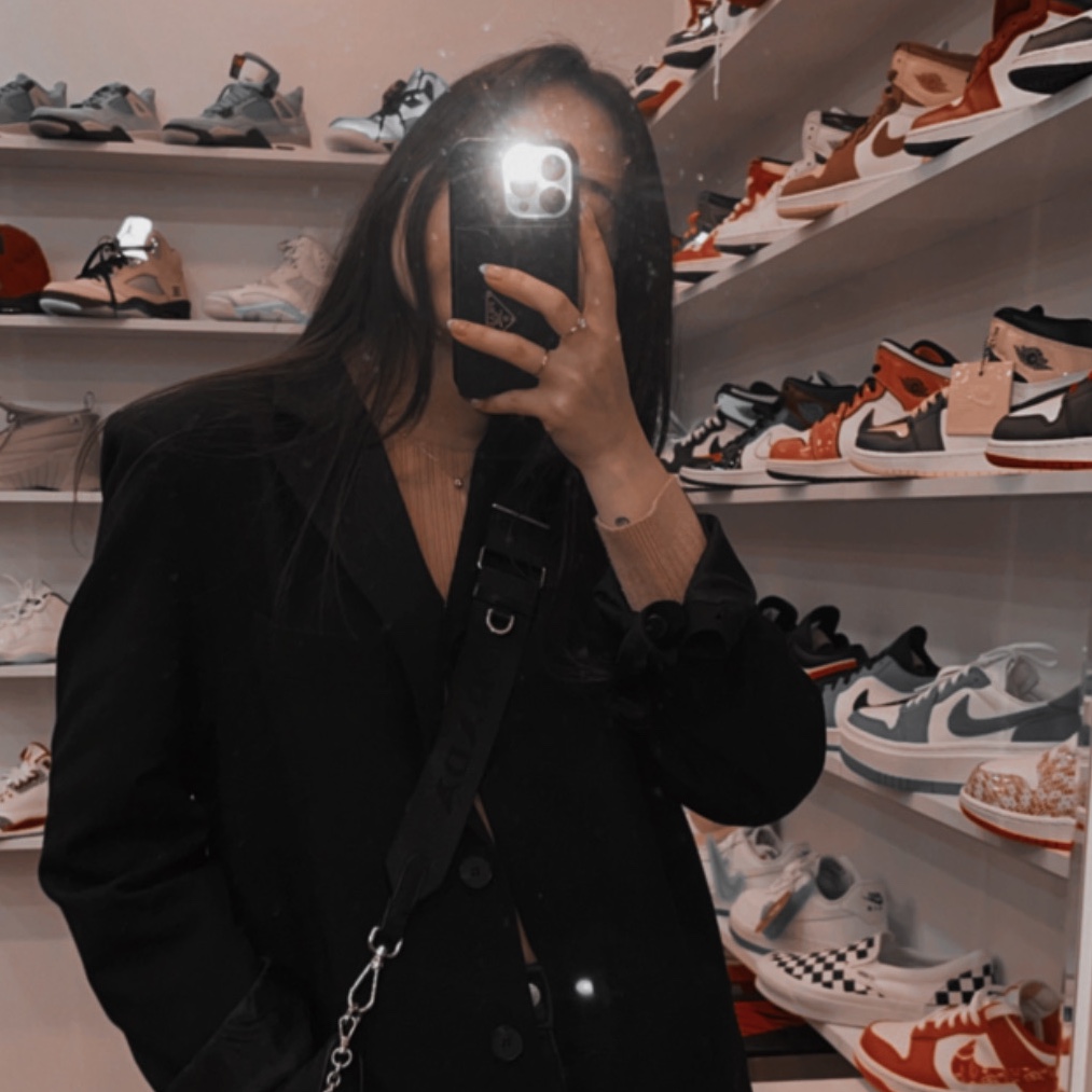 (W) Jordan 1 Retro High OG Atmosphere, Vans Slip-On Checkerboard 착용 스타일 - 3