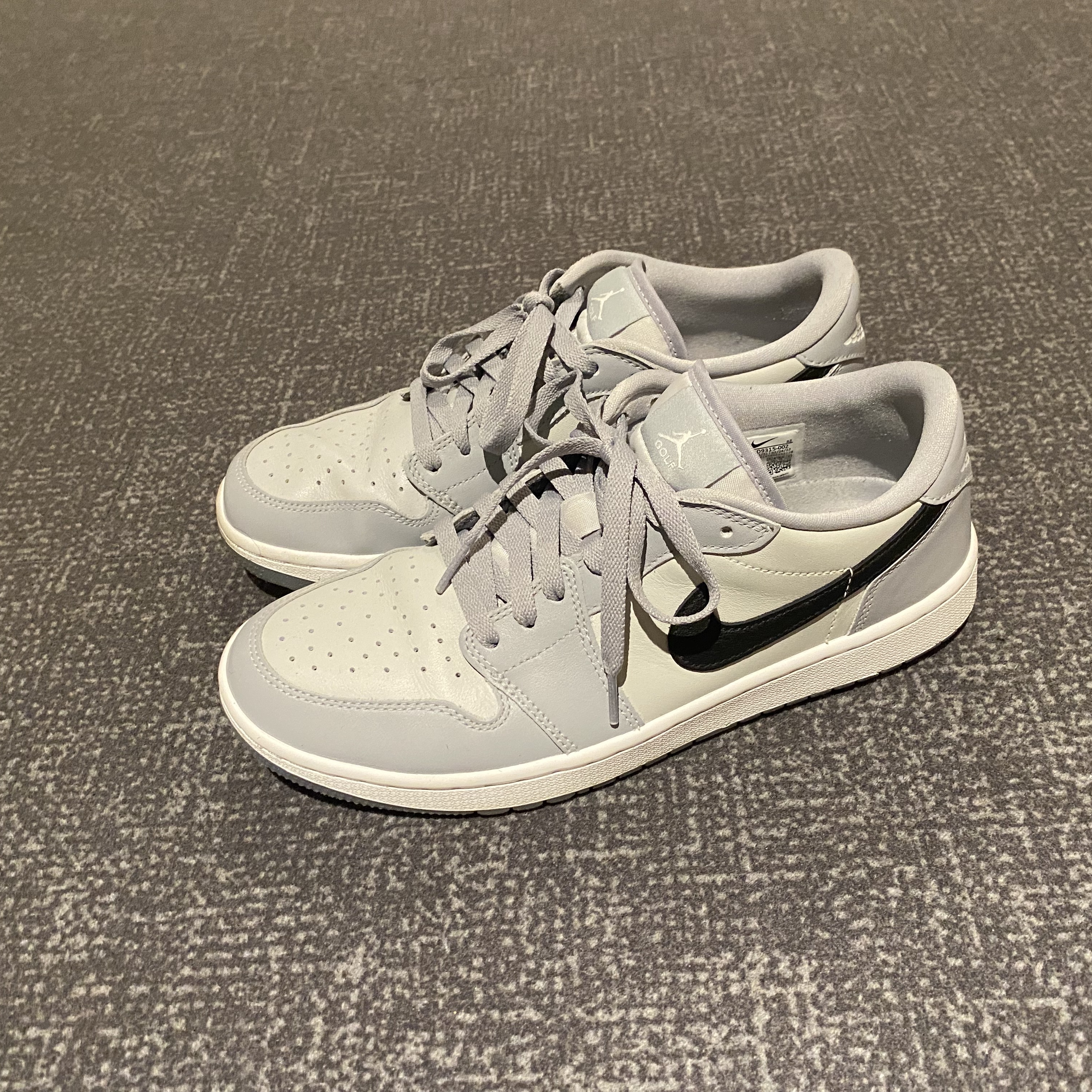 Jordan 1 Low Golf Wolf Grey 착용 스타일
