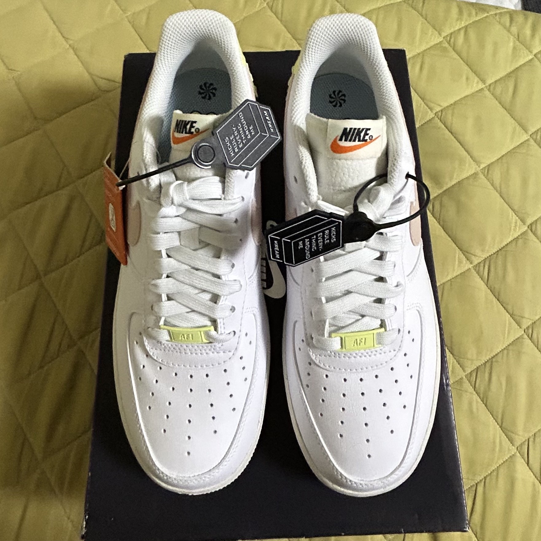 (W) Nike Air Force 1 '07 SE Next Nature White Pink Oxford 착용 스타일