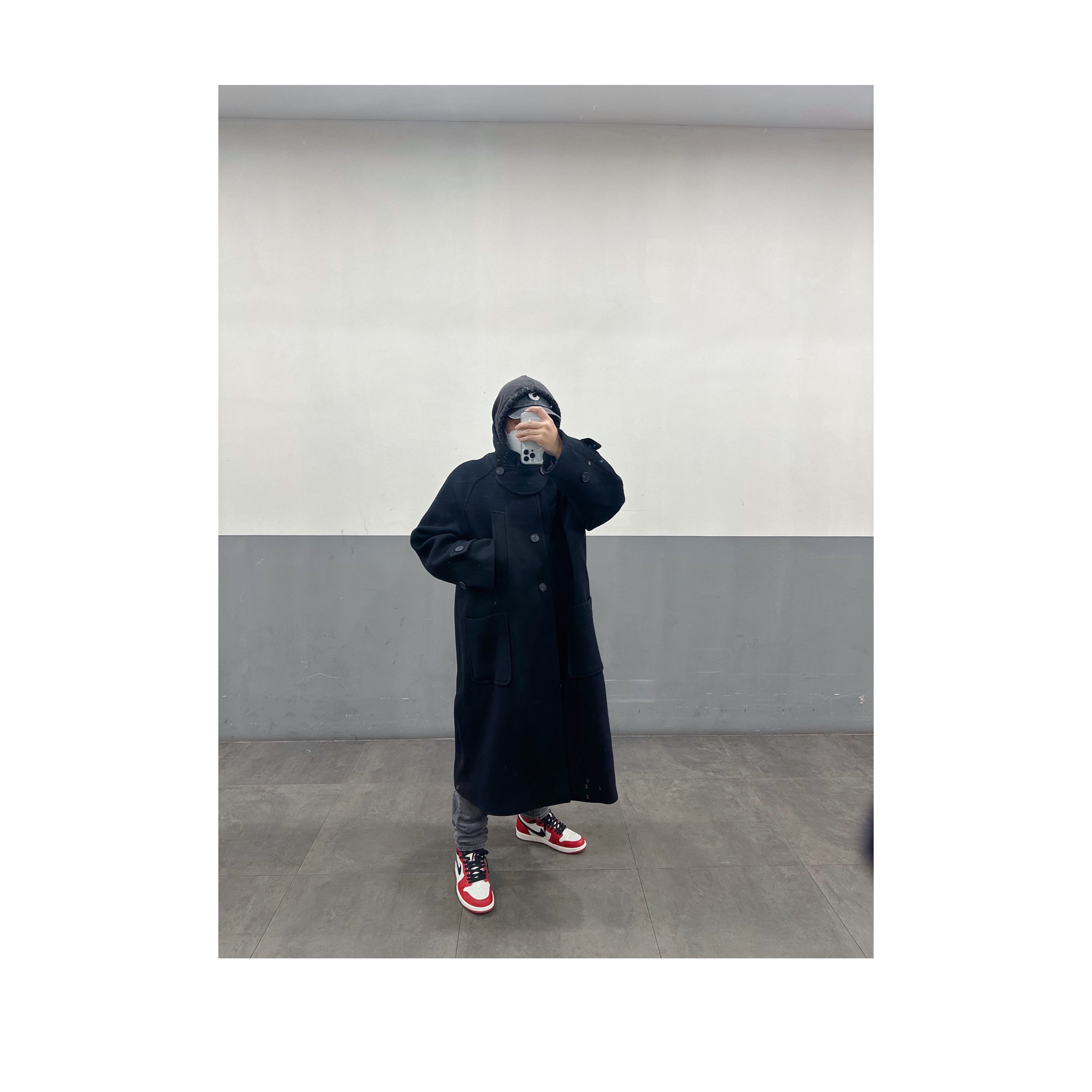 Jordan 1 Retro High OG Chicago 2022, Undermycar Legion.03 Slim Fit Blue Stitch Washed Jeans Washed Gray 착용 스타일