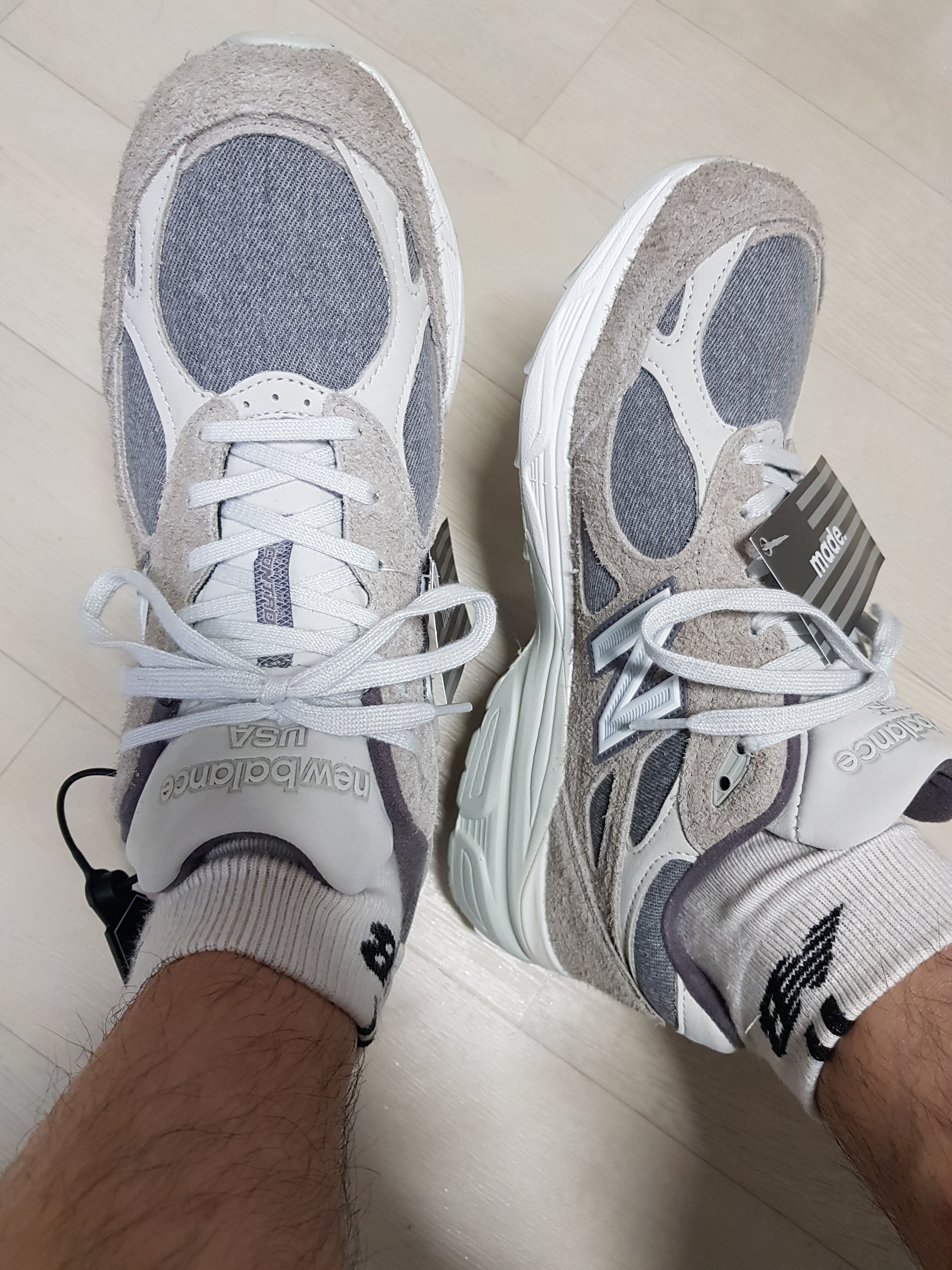 New Balance x Levi's 990v3 Grey (Levi's Tag) 착용 스타일