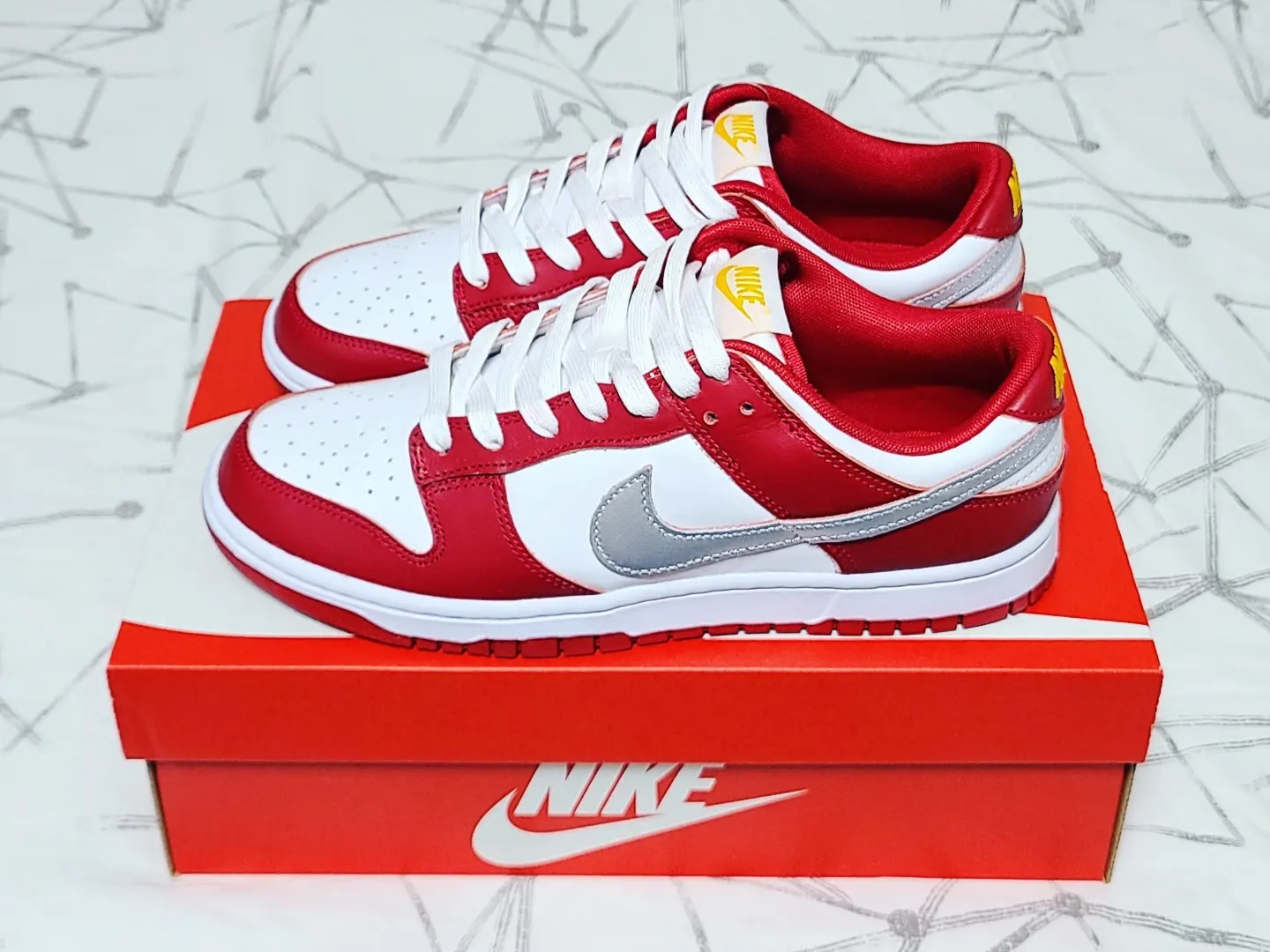 Nike Dunk Low Retro Gym Red 착용 스타일 - 2