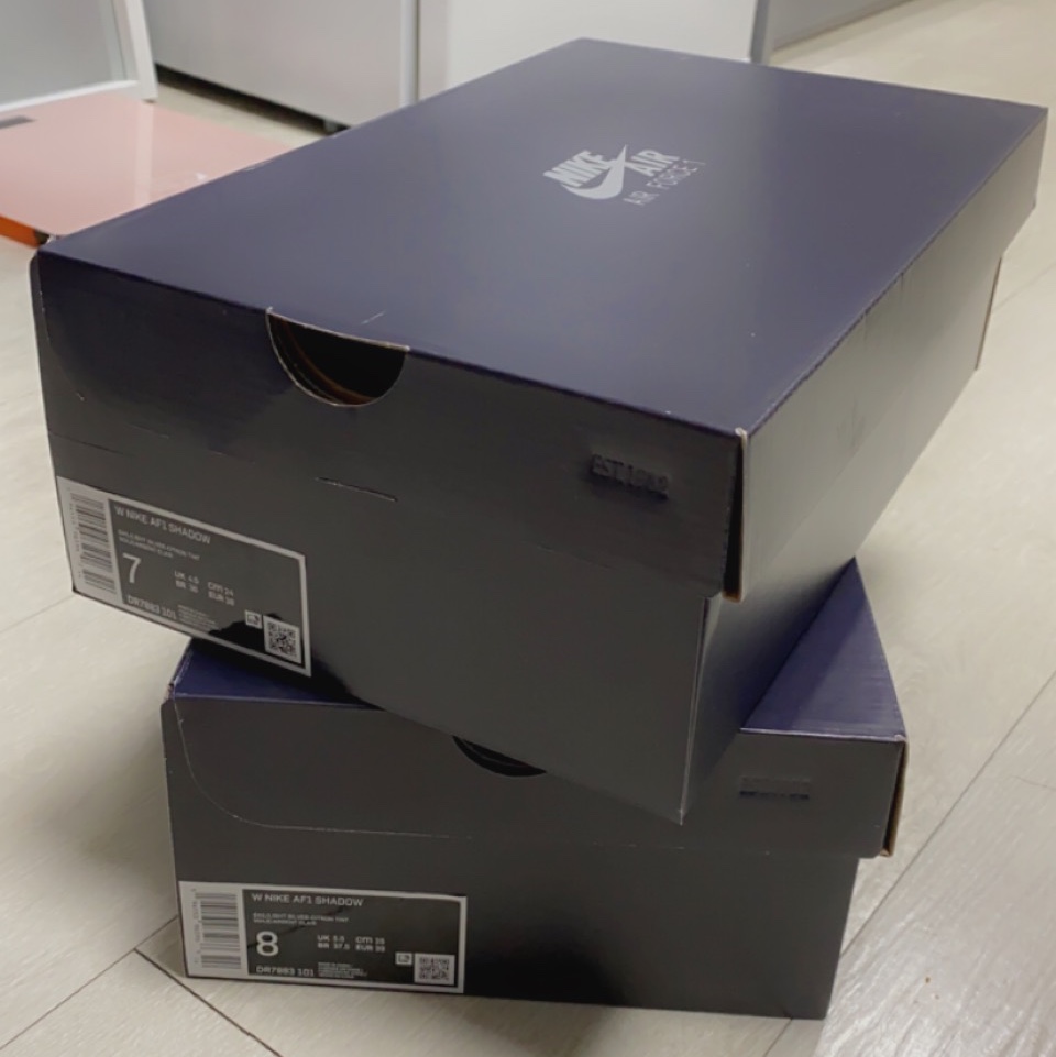 (W) Nike Air Force 1 Shadow Sail Light Silver 착용 스타일 - 1