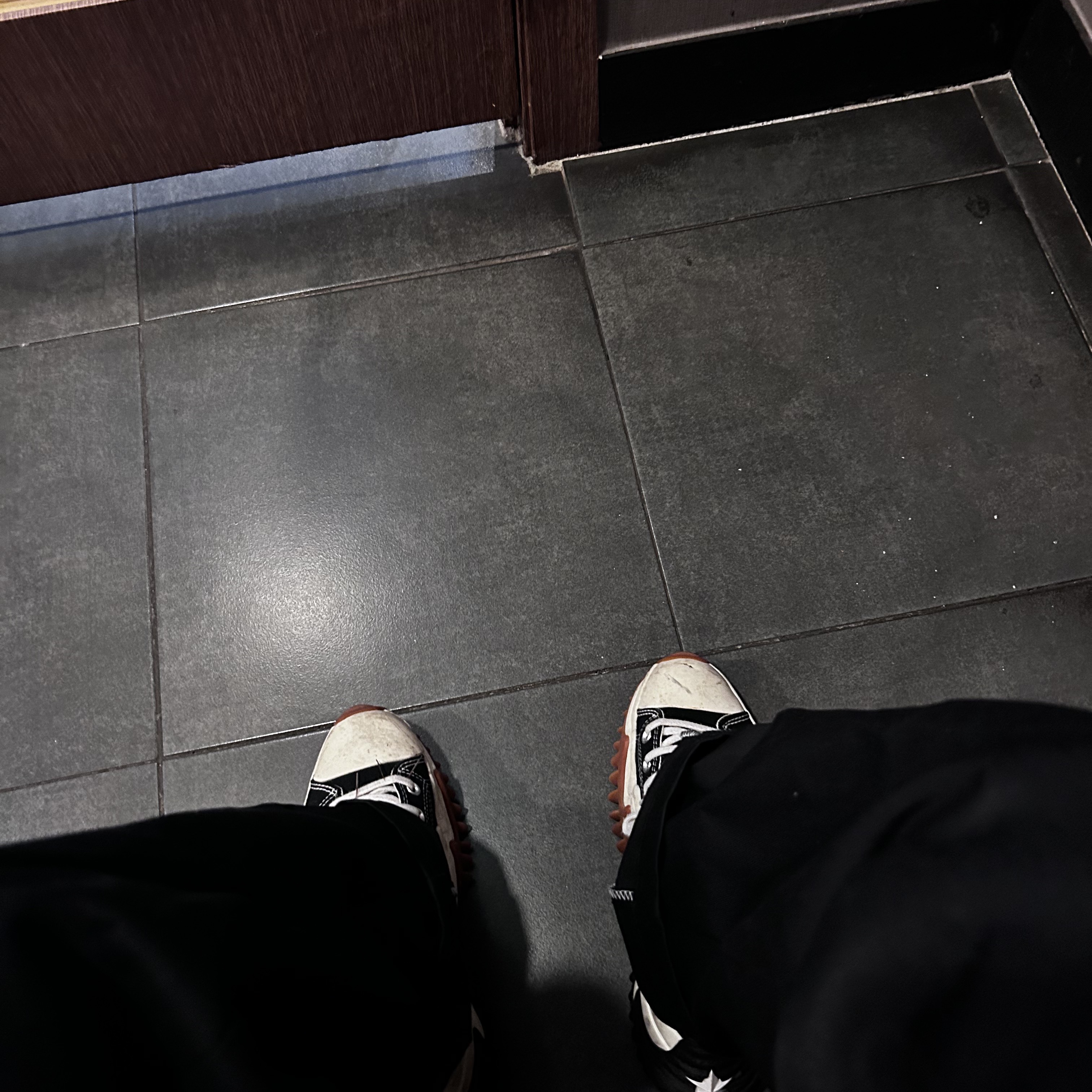 Converse Run Star Motion High Black 착용 스타일
