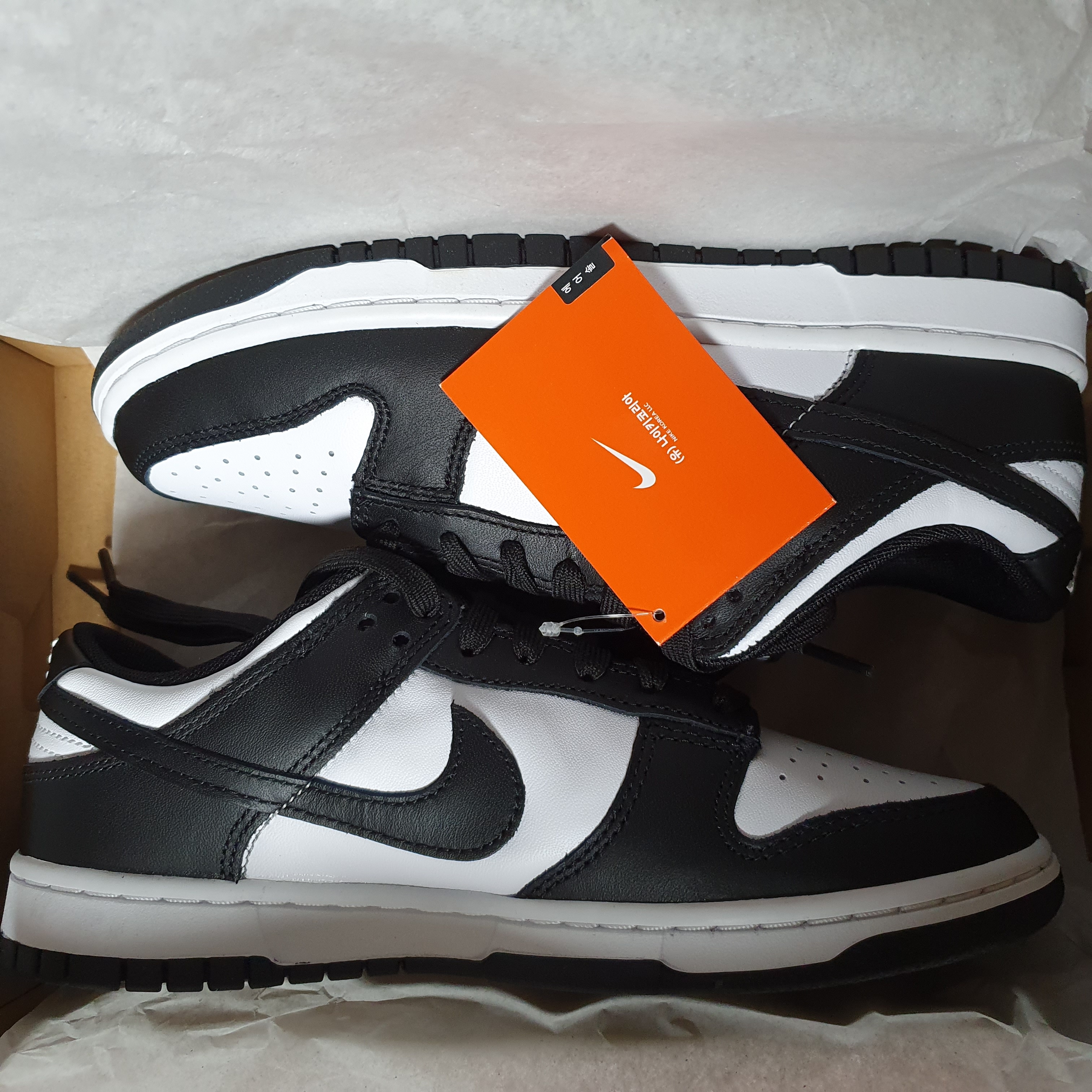 Nike Dunk Low Retro Black 착용 스타일