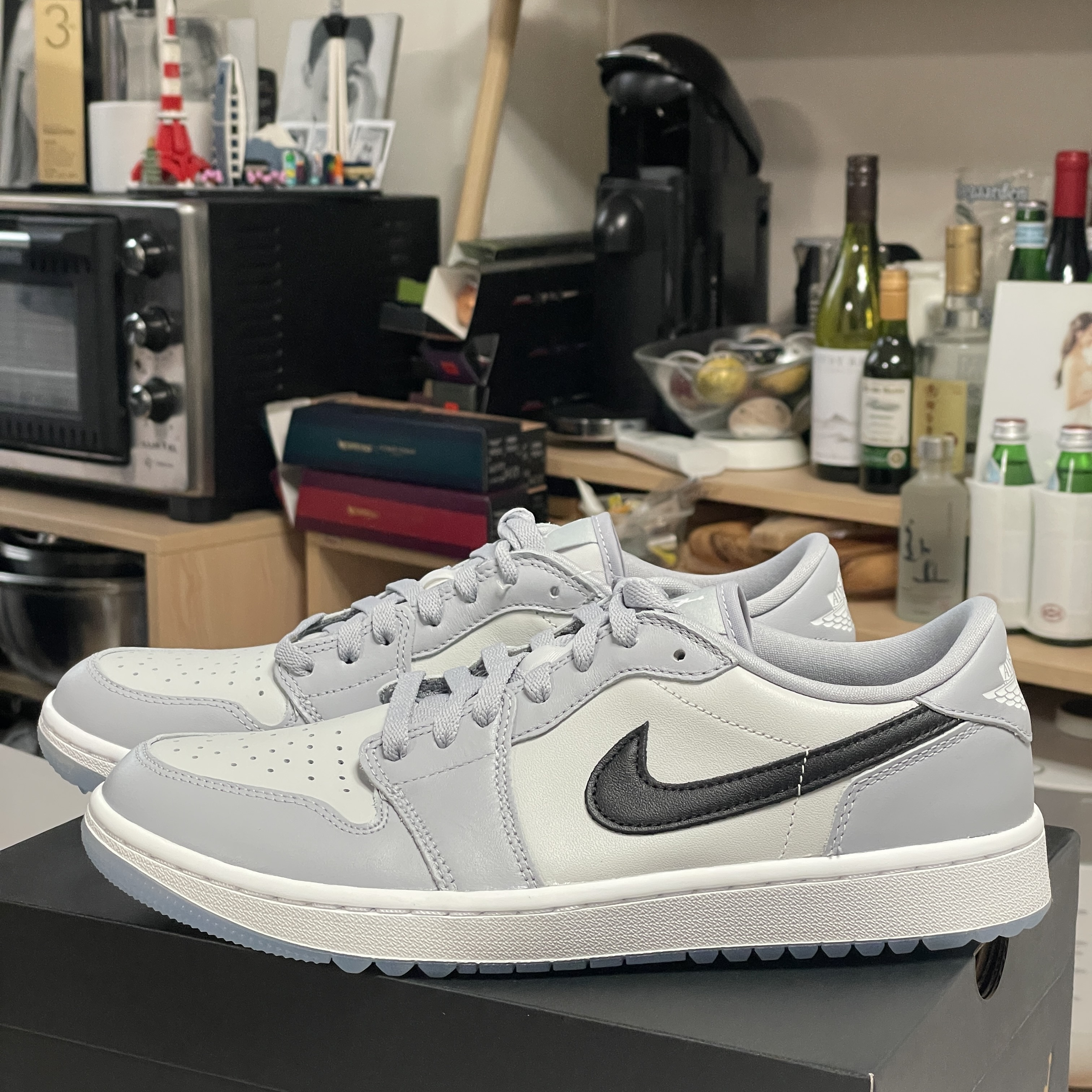 Jordan 1 Low Golf Wolf Grey 착용 스타일