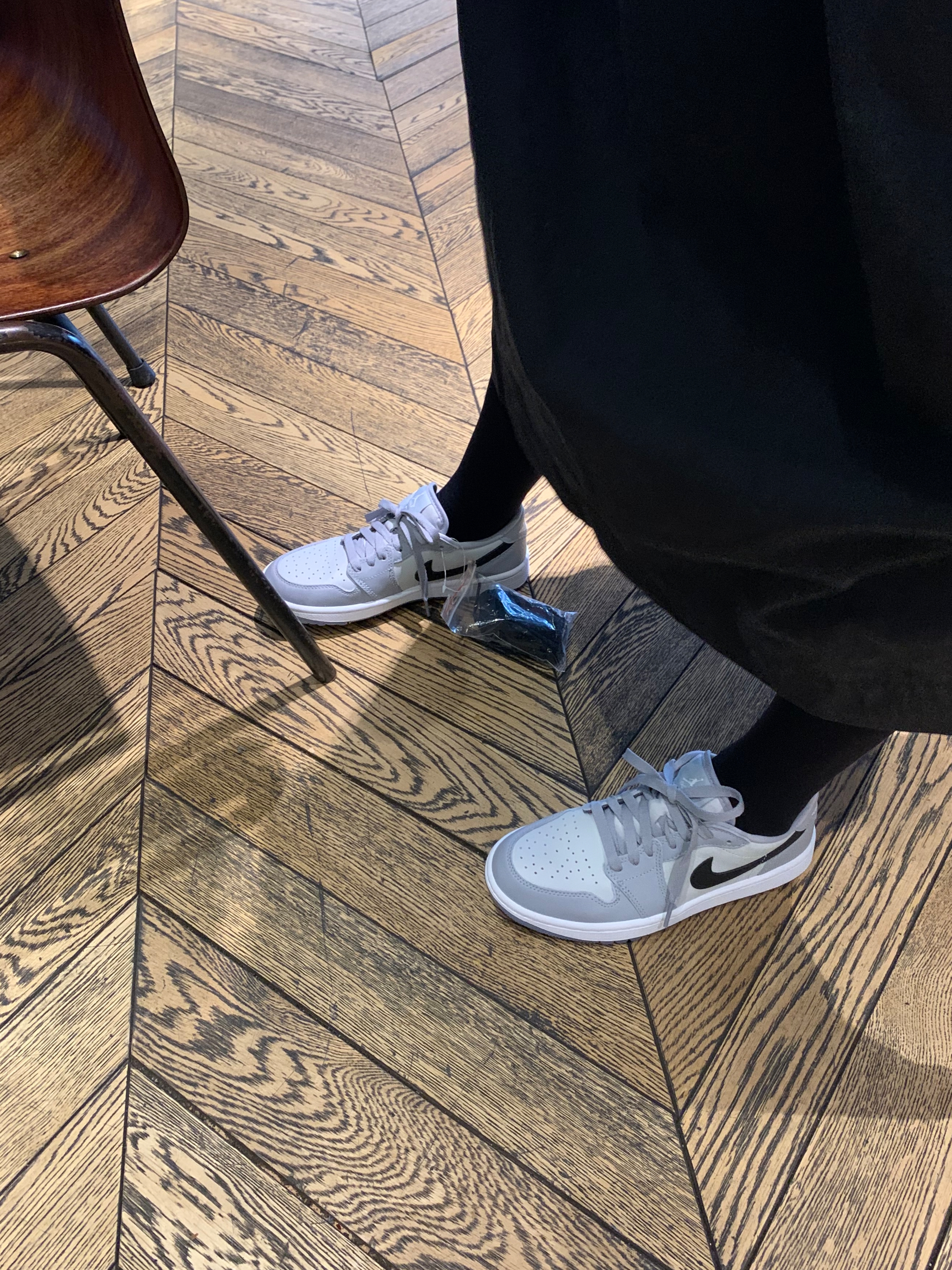 Jordan 1 Low Golf Wolf Grey, Nike Dunk Low Retro Black 착용 스타일 - 3