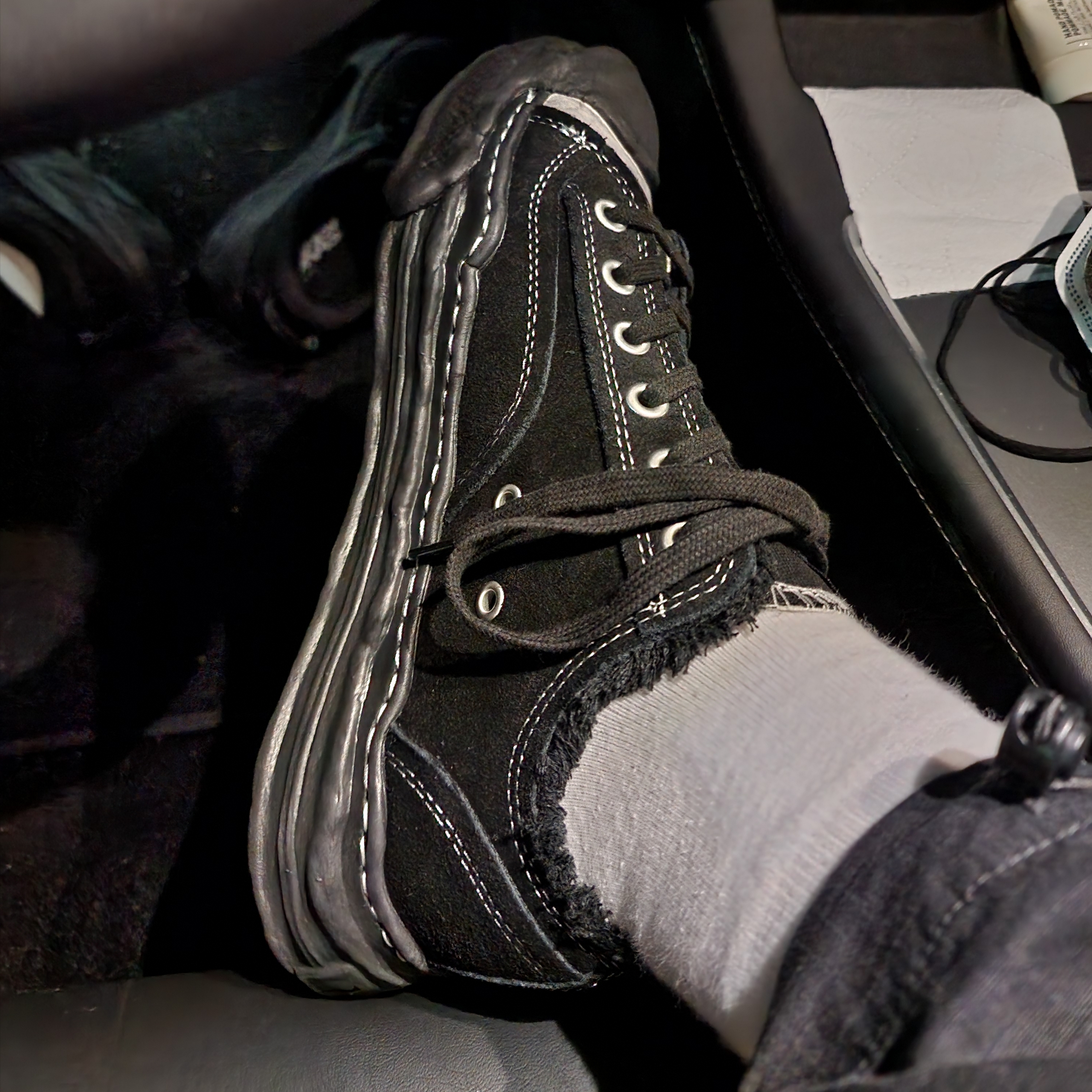 Maison Mihara Yasuhiro x Bed J.W. Ford Hank Low-top Sneakers Black 착용 스타일