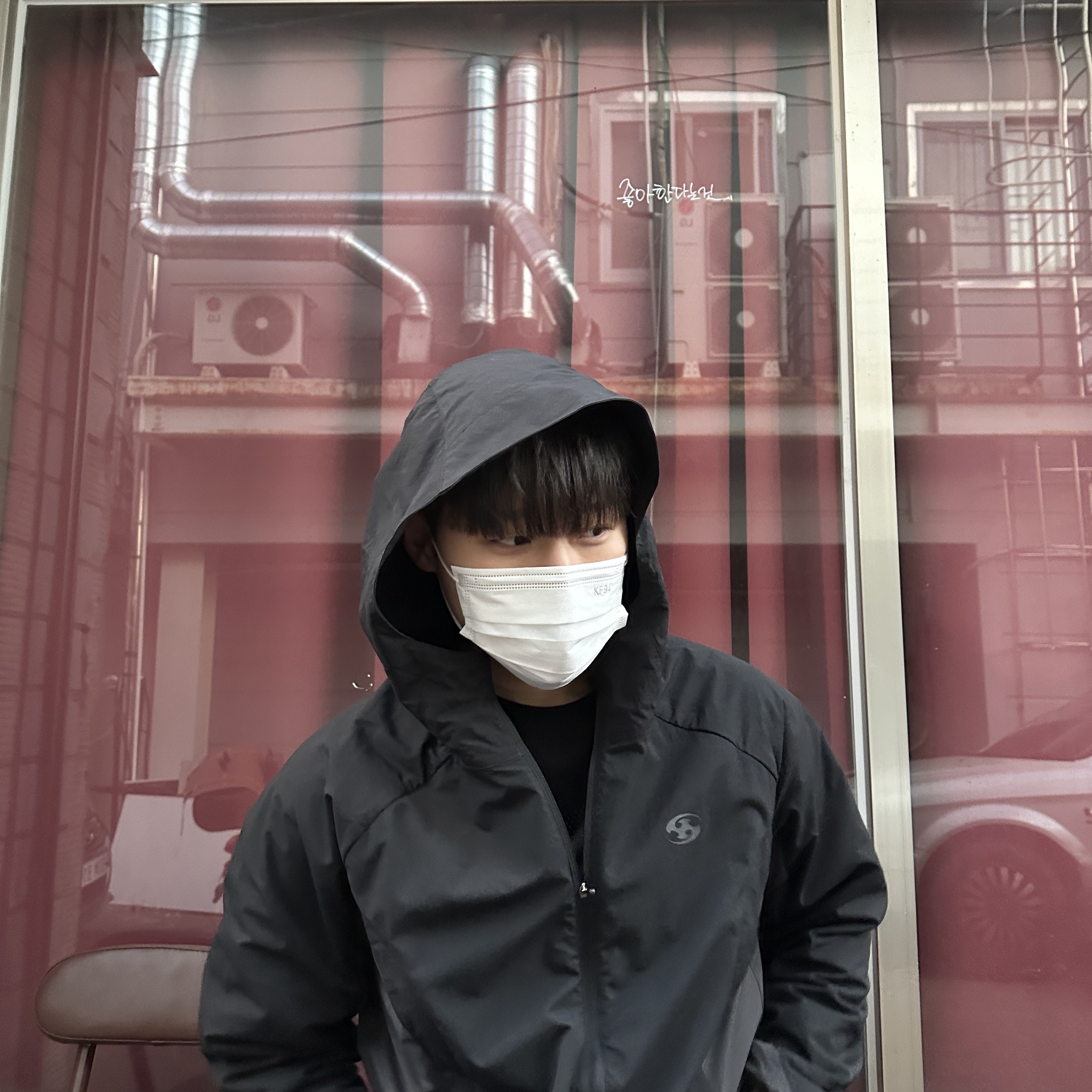 Sansan Gear Alpha Jacket Black - 22FW, Sansan Gear Zipper Pants Dark Grey - 22FW 착용 스타일 - 2