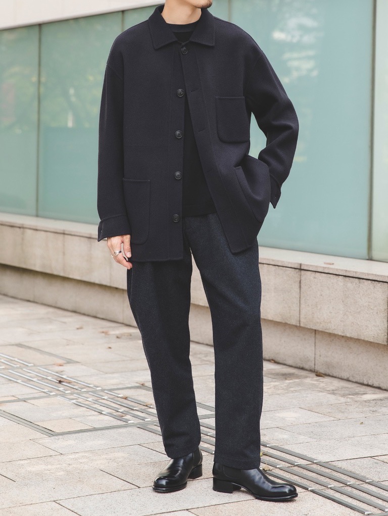 Uniqlo +J Wool Blend Oversized Shirt Jacket Dark Gray 착용 스타일