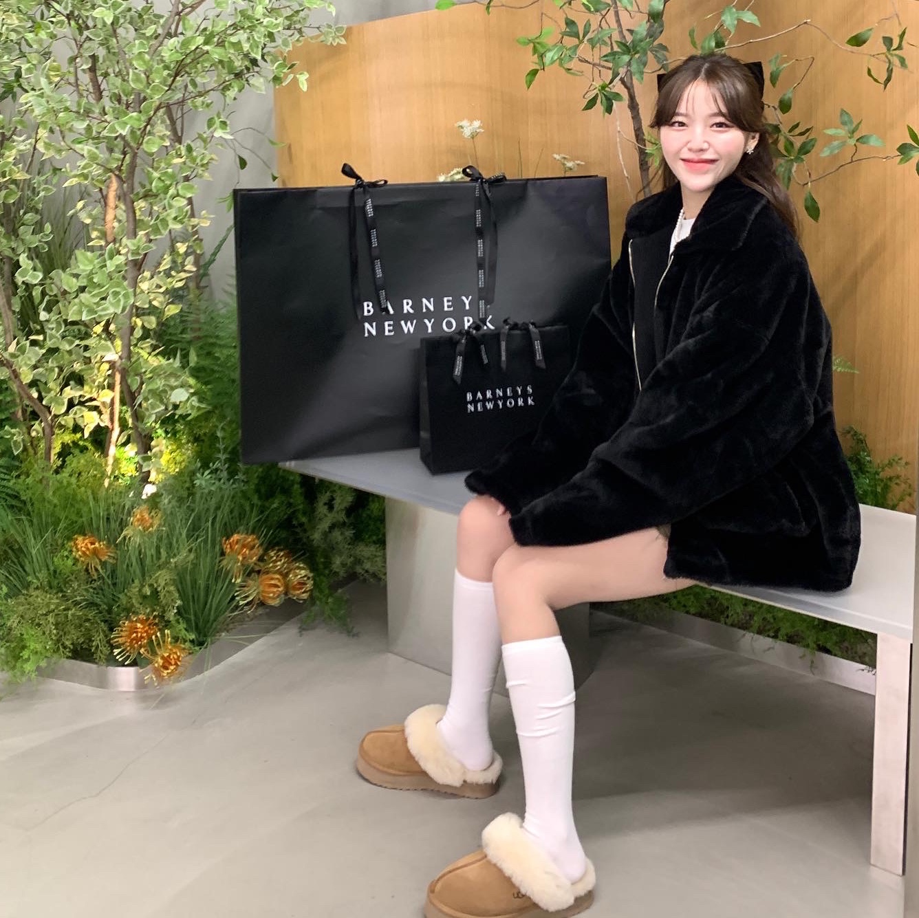 Louis Vuitton Vavin BB Black, Acne Studios Narrow Wool Fringe Muffler Grey Melange 착용 스타일 - 2