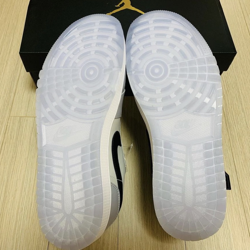 Jordan 1 Low Golf Wolf Grey 착용 스타일 - 2