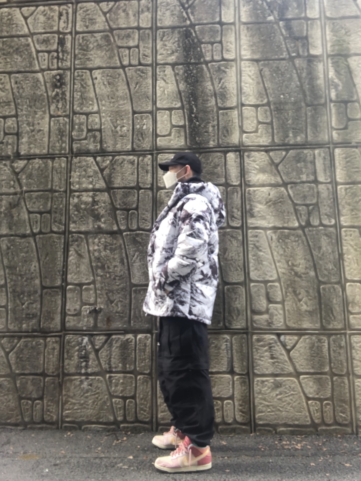 Supreme Washed Chino Twill Camp Cap Black, The North Face Challenge Air Down Jacket Gray 착용 스타일