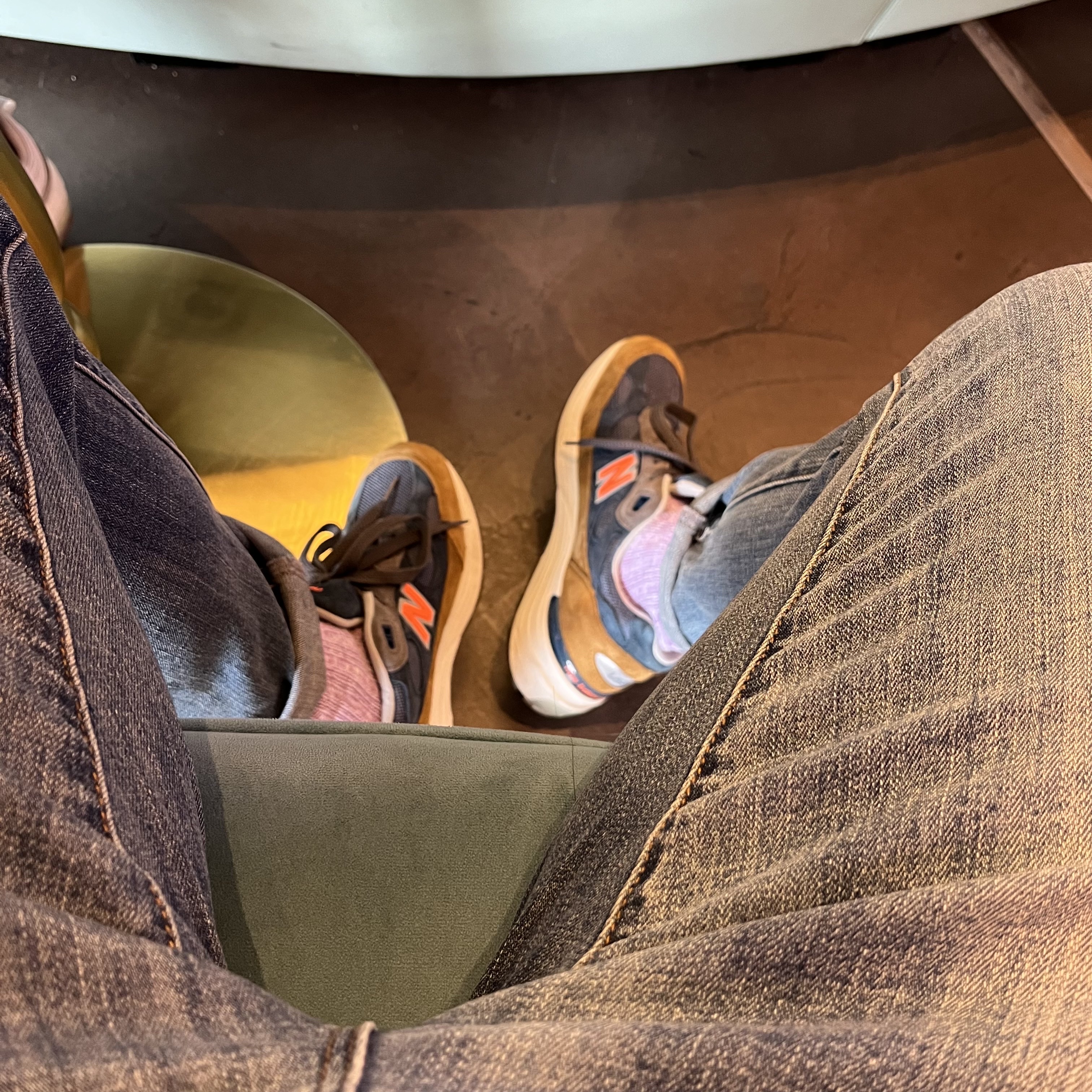New Balance x J.Crew 992 Made in USA New York 착용 스타일