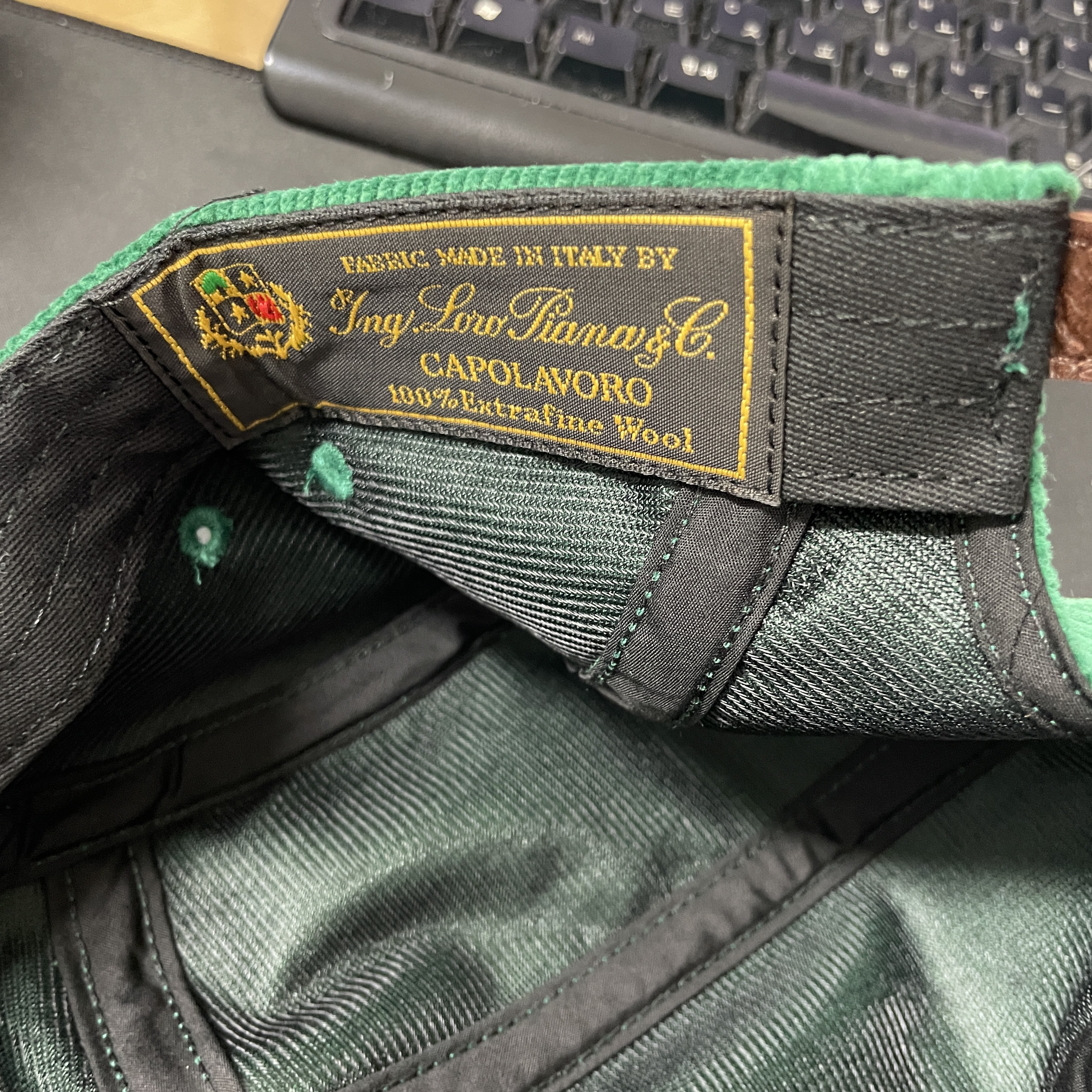 Supreme Corduroy Camp Cap Green - 22FW 착용 스타일 - 3