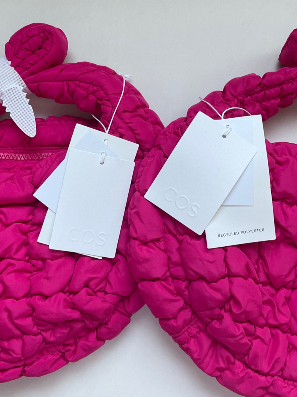 COS Quilted Mini Bag Pink 착용 스타일