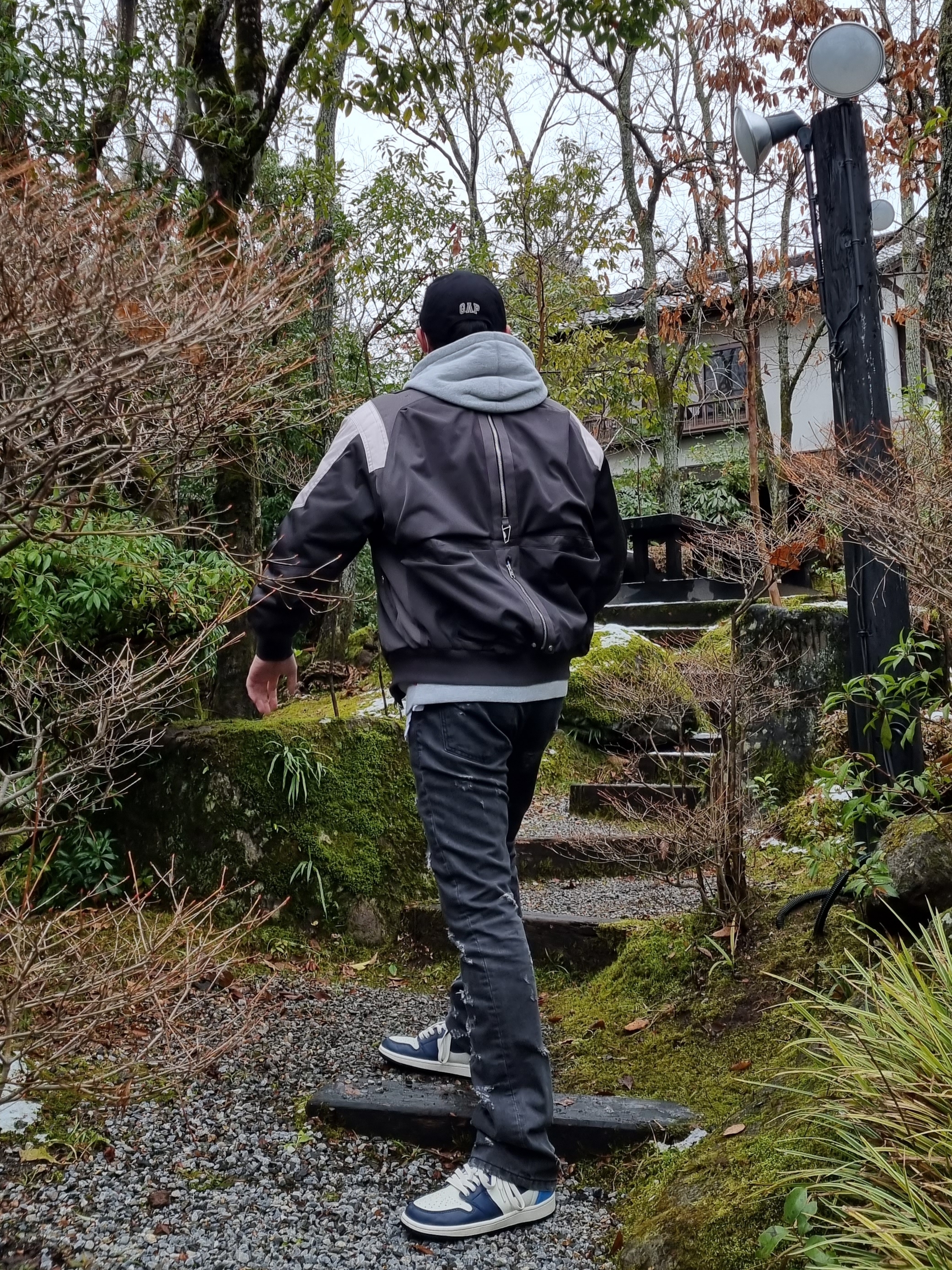 Undermycar Wani Kame Multi Block Pocket Turtle Bomber Driftwood - 22FW, Supreme Cross Box Logo Hooded Sweatshirt Heather Grey - 20FW 착용 스타일 - 2