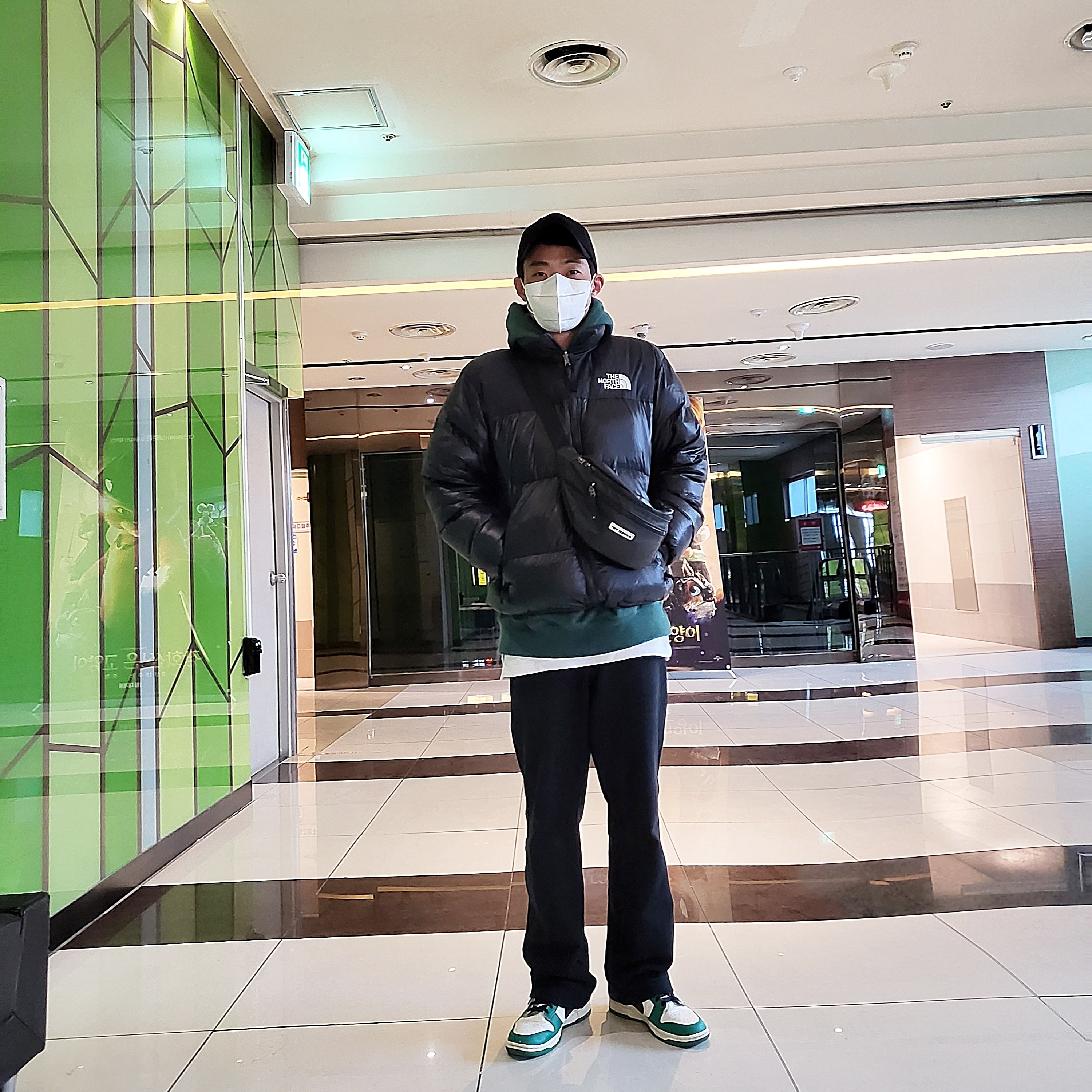 Nike Dunk Low Retro SE Jackpot Malachite 착용 스타일