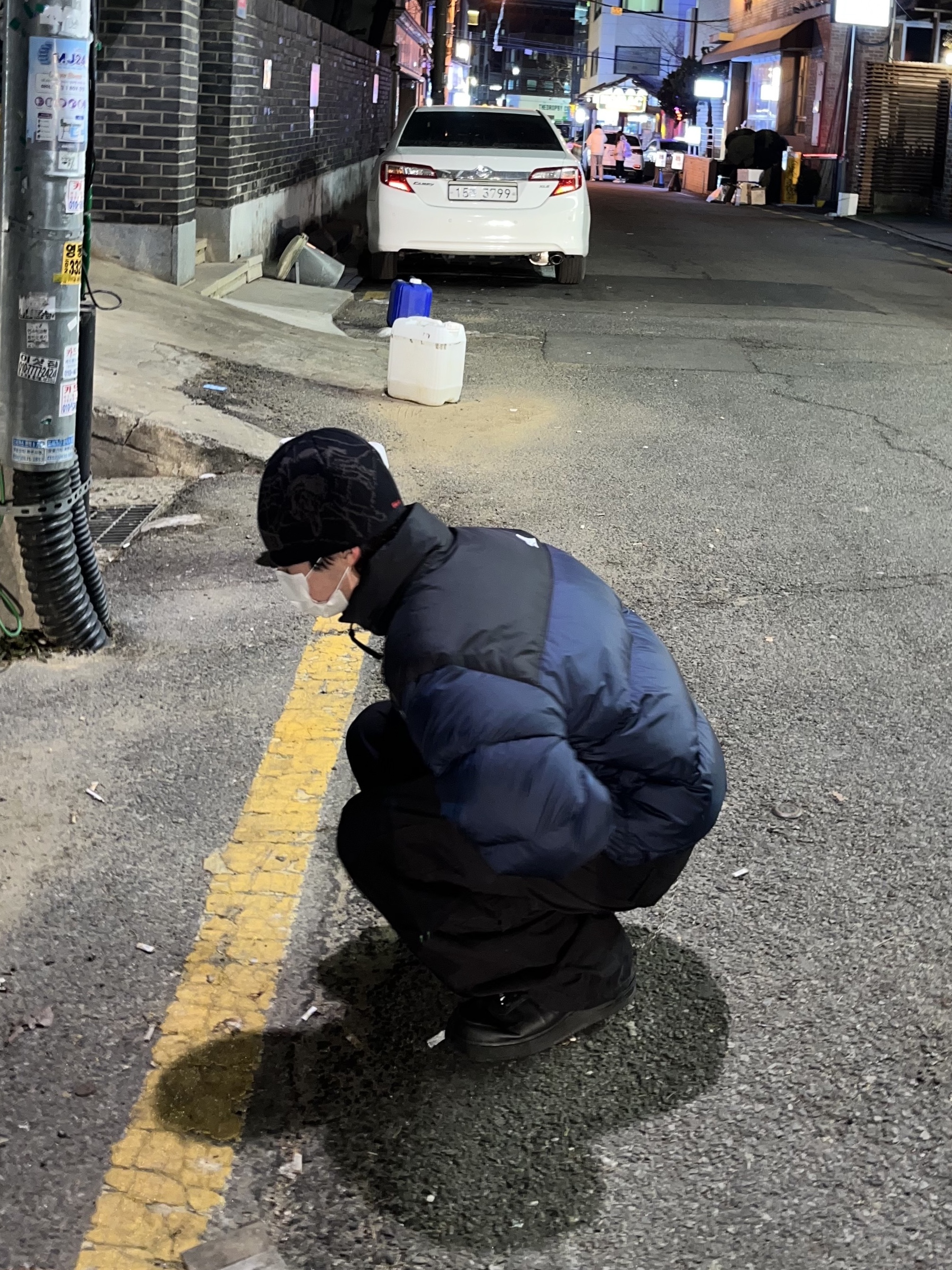 The North Face 1996 Eco Nuptse Jacket Navy, Nike x Supreme Air Force 1 Low Black 착용 스타일 - 4