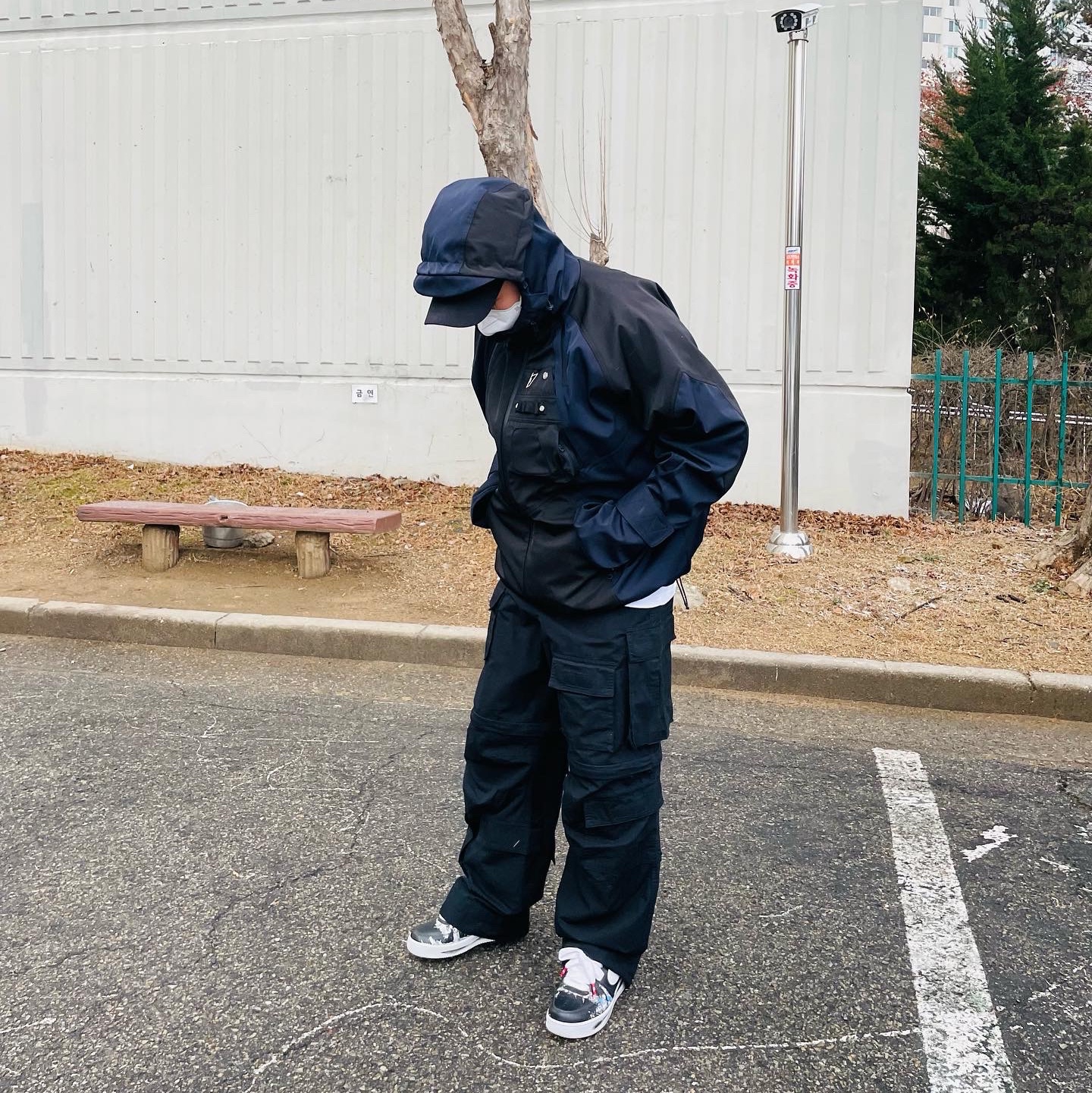 Undermycar Kame Multi Zip Turtle Shell Parka After Midnight - 22FW, Nike x Peaceminusone Air Force 1 Low Para-Noise 착용 스타일 - 3