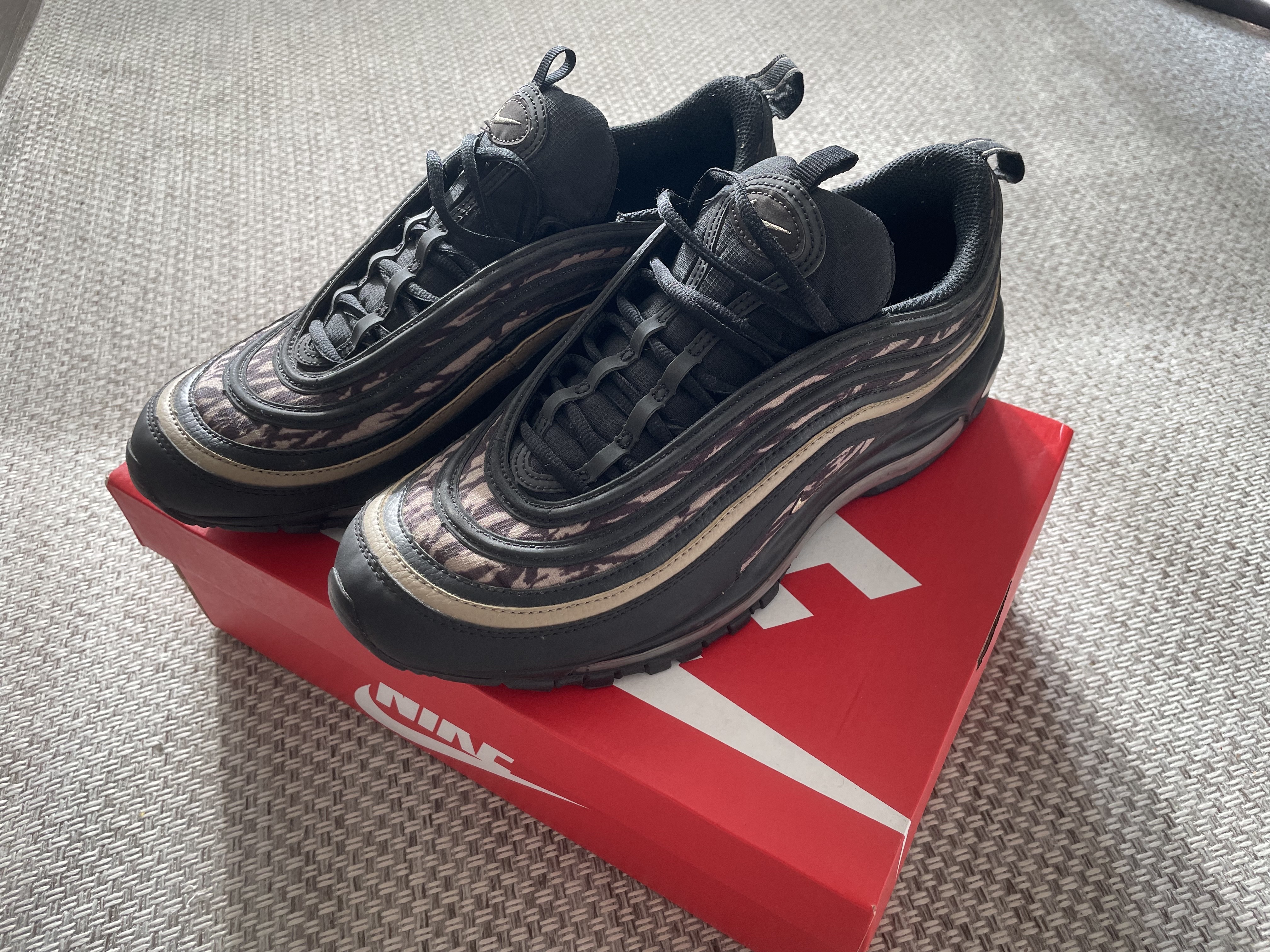 (W) Nike Air Max 97 PRM Hangul Day, Nike Air Max 97 SE Pure Platinum 착용 스타일 - 5