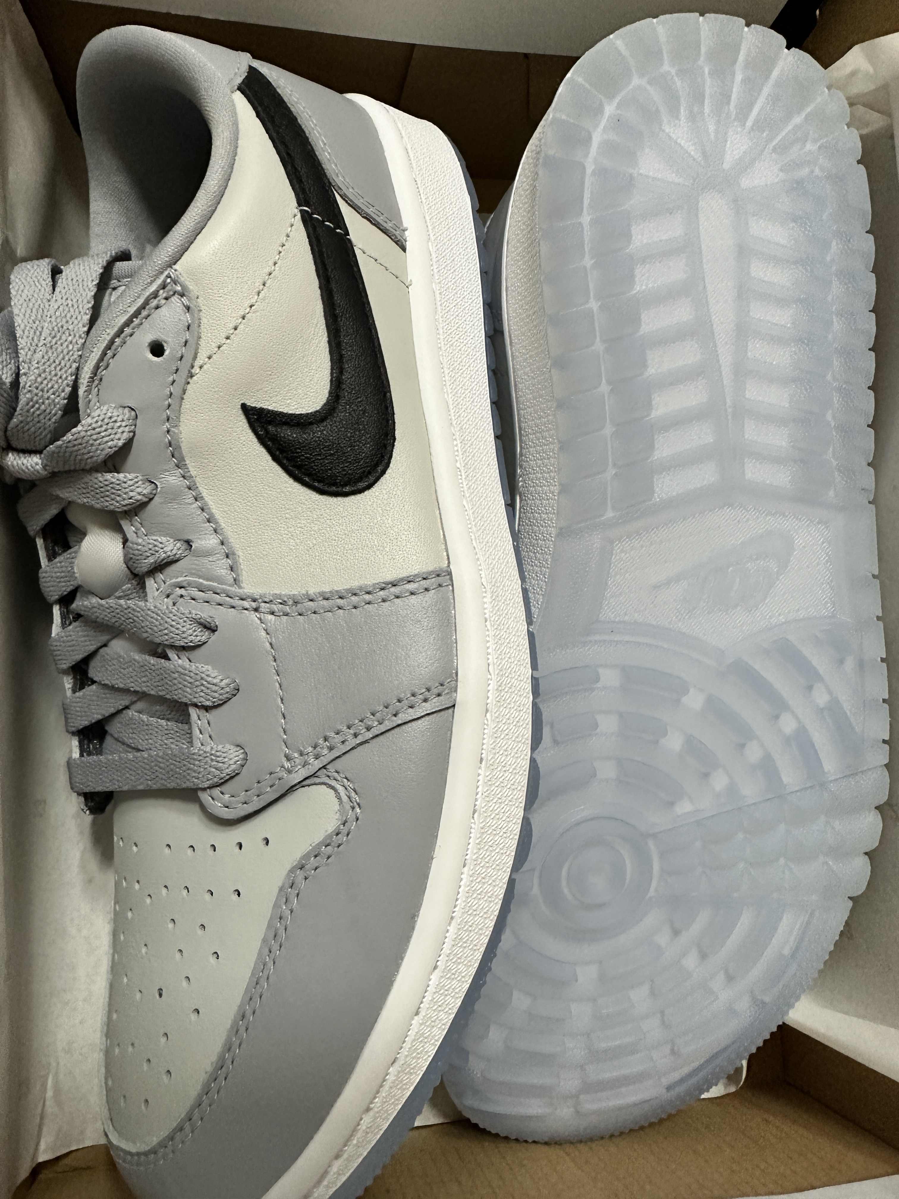 Jordan 1 Low Golf Wolf Grey 착용 스타일