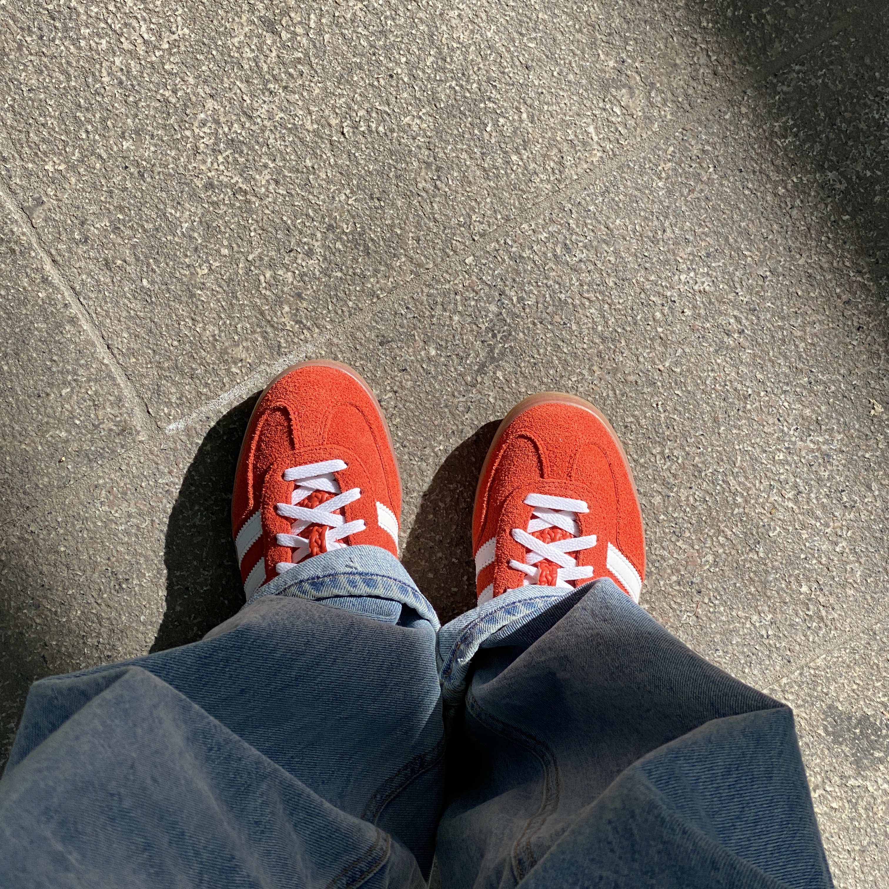 (W) Adidas Gazelle Indoor Bold Orange Cloud White 착용 스타일 - 1