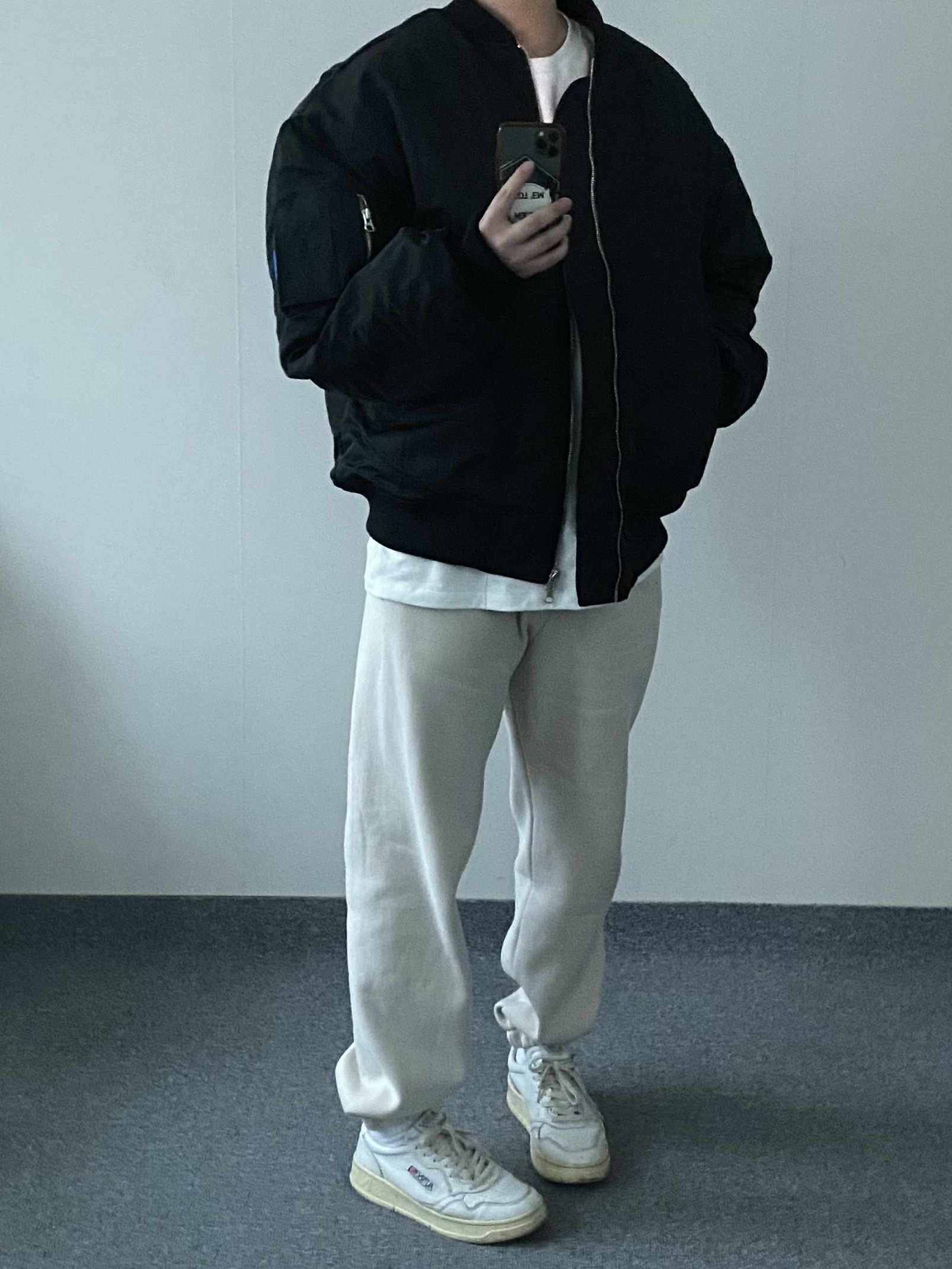 Autry Medalist Low Leather Sneakers White, (W) Autry Medalist Low Leather Sneakers White 착용 스타일
