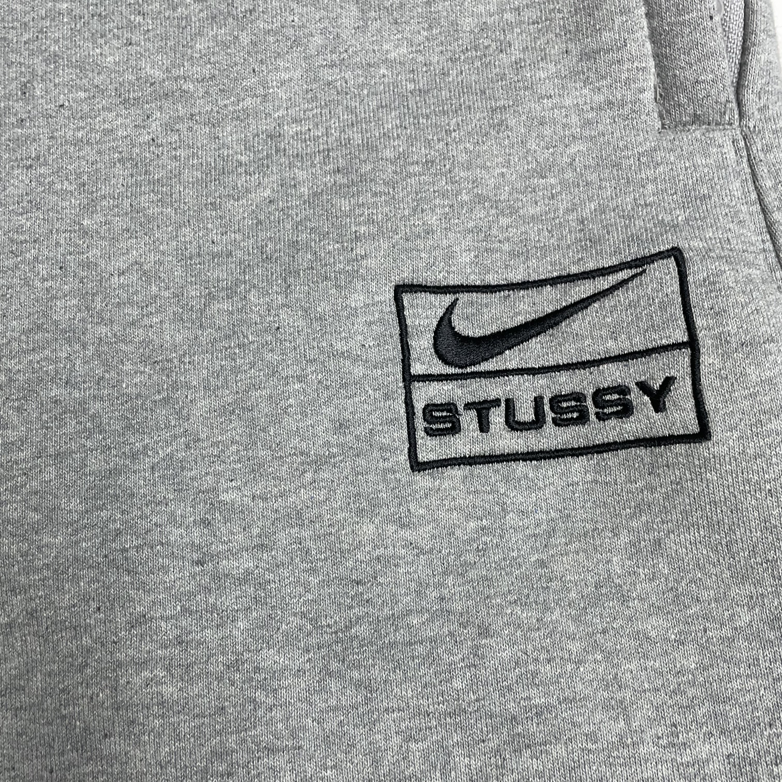 Nike x Stussy NRG RA Fleece Pants Dark Grey Heather (DJ9490-063) 착용 스타일