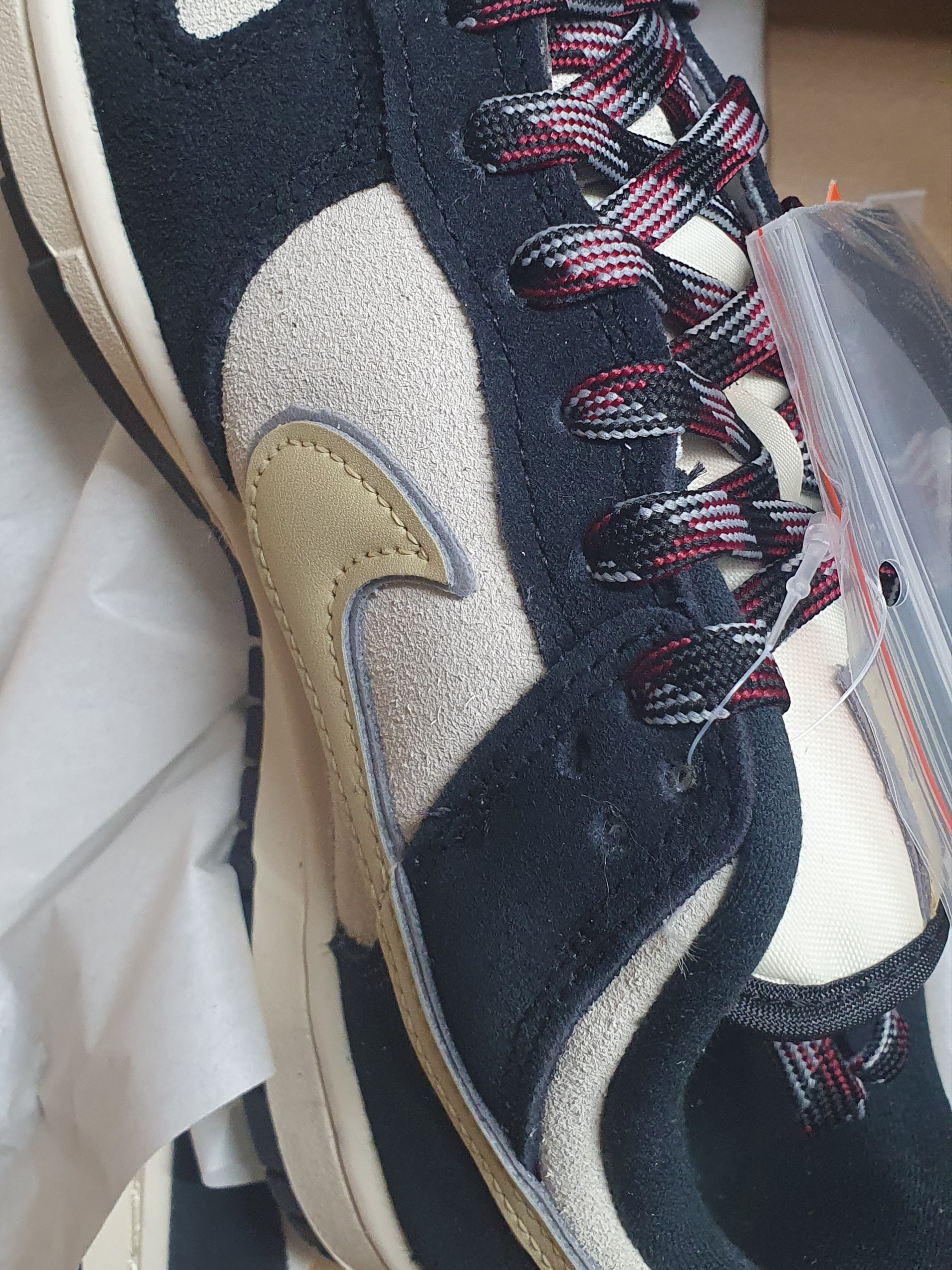(W) Nike Dunk Low LX Black Suede 착용 스타일