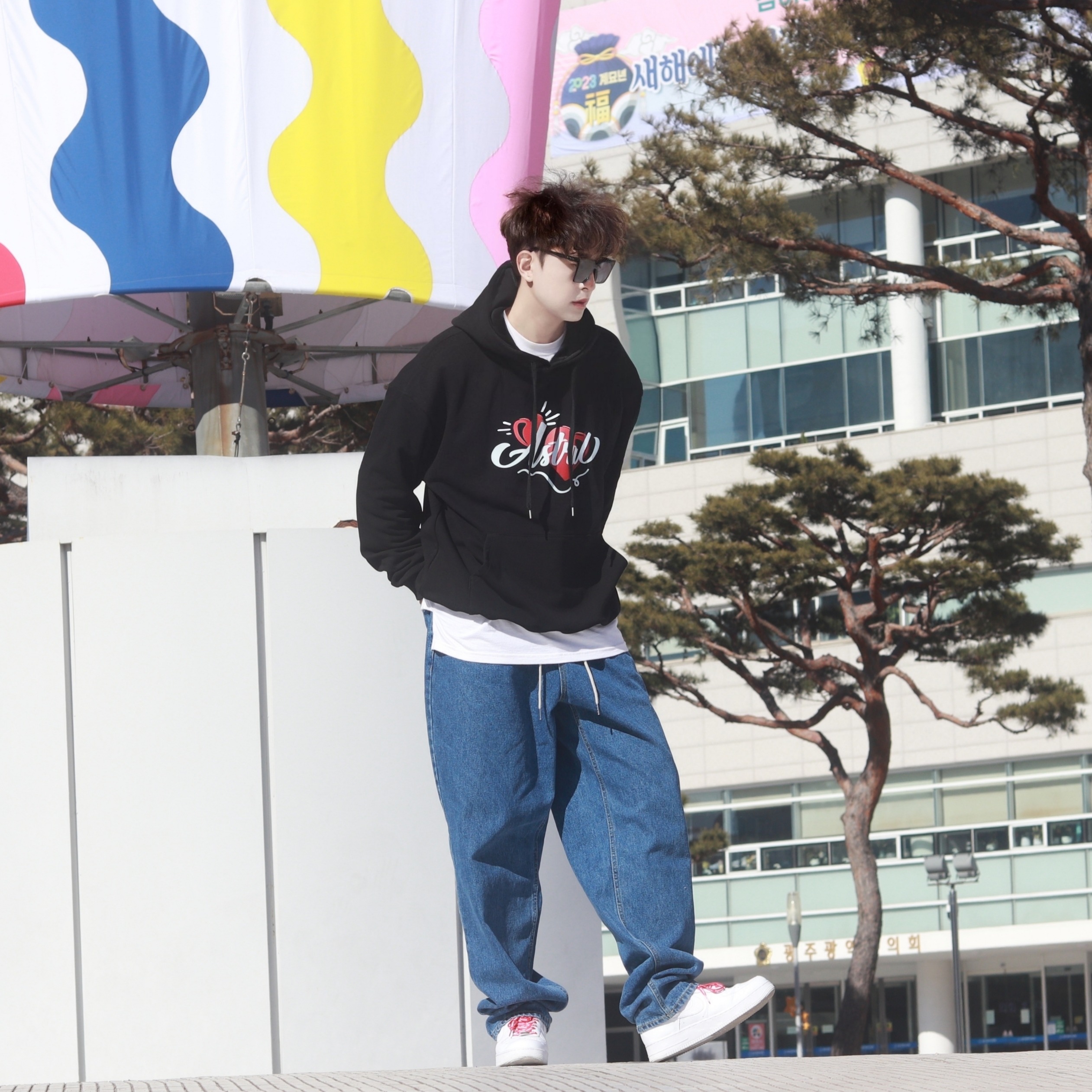 The North Face White Label Novelty Nuptse Down Jacket P Yellow, Nike x Supreme Air Force 1 Low White 착용 스타일 - 5