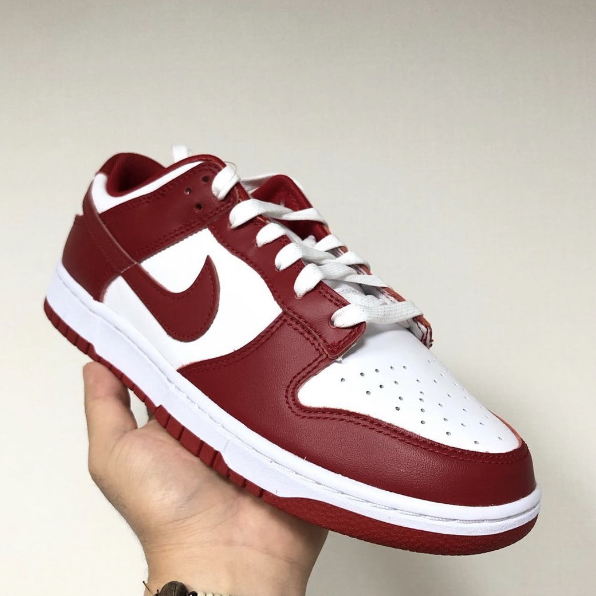 Nike Dunk Low Retro Gym Red 착용 스타일
