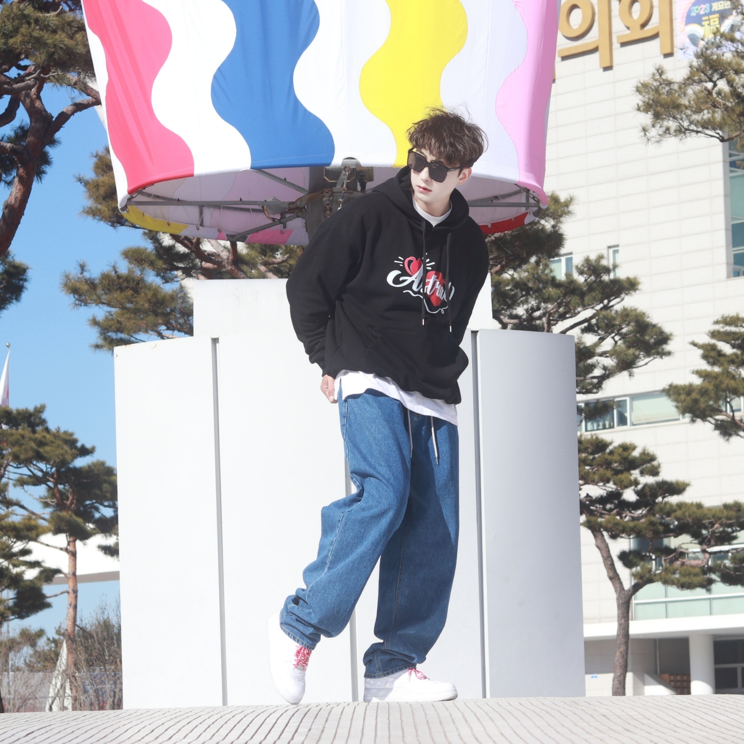 The North Face White Label Novelty Nuptse Down Jacket P Yellow, Nike x Supreme Air Force 1 Low White 착용 스타일 - 3