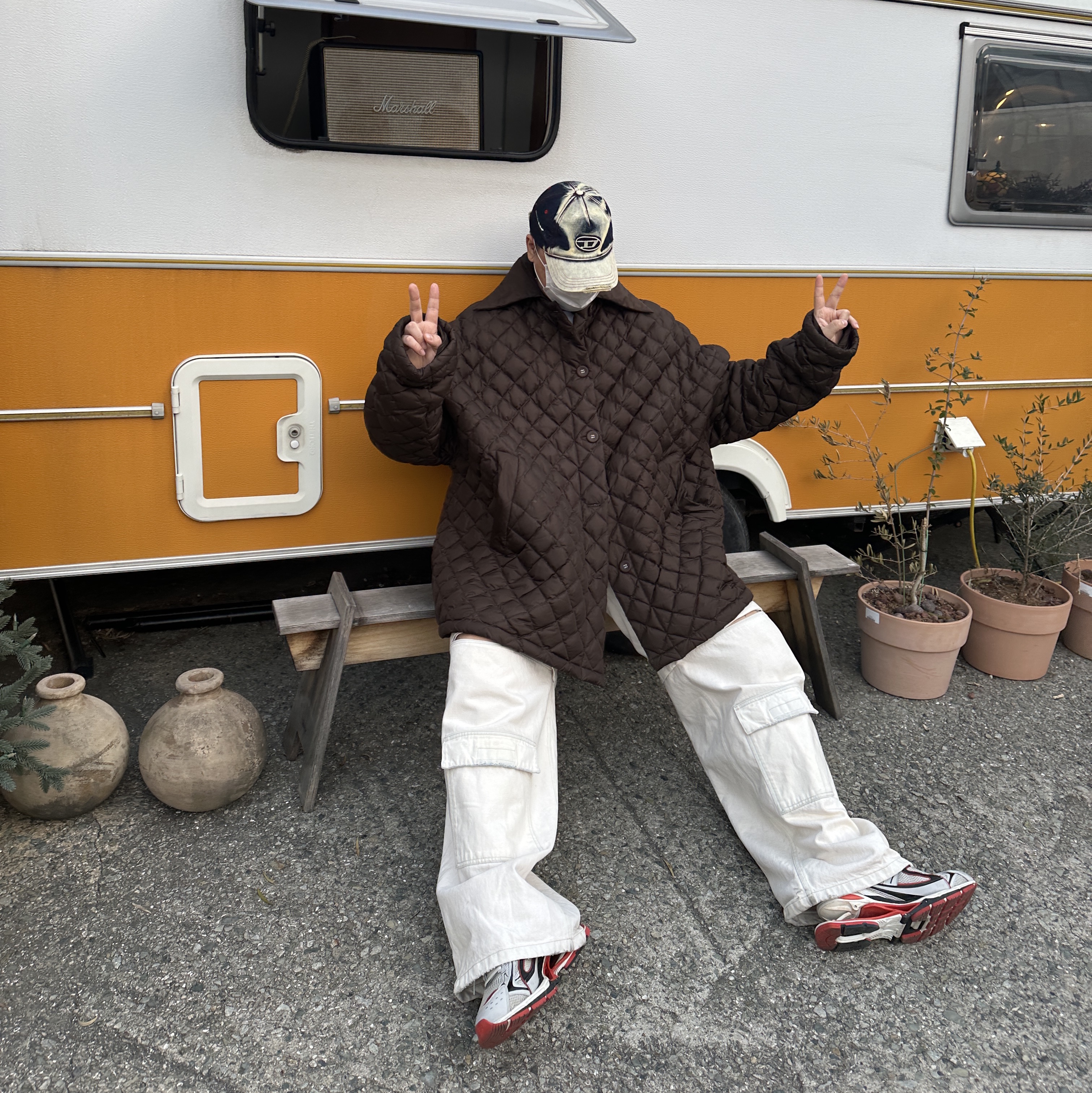 Diesel C-Seymon Treated Denim Baseball Cap Blue White, Balenciaga X-Pander Sneakers Red Silver 착용 스타일 - 1