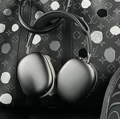 Apple AirPods Max Lightning Space Gray (Korean Ver.) 착용 스타일