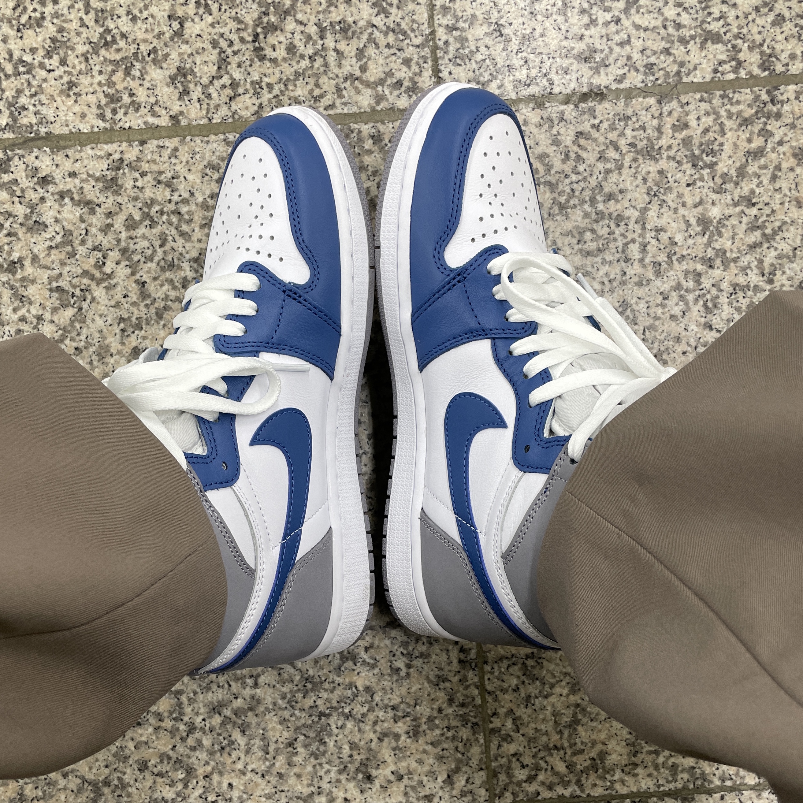 Jordan 1 Retro High OG True Blue 착용 스타일