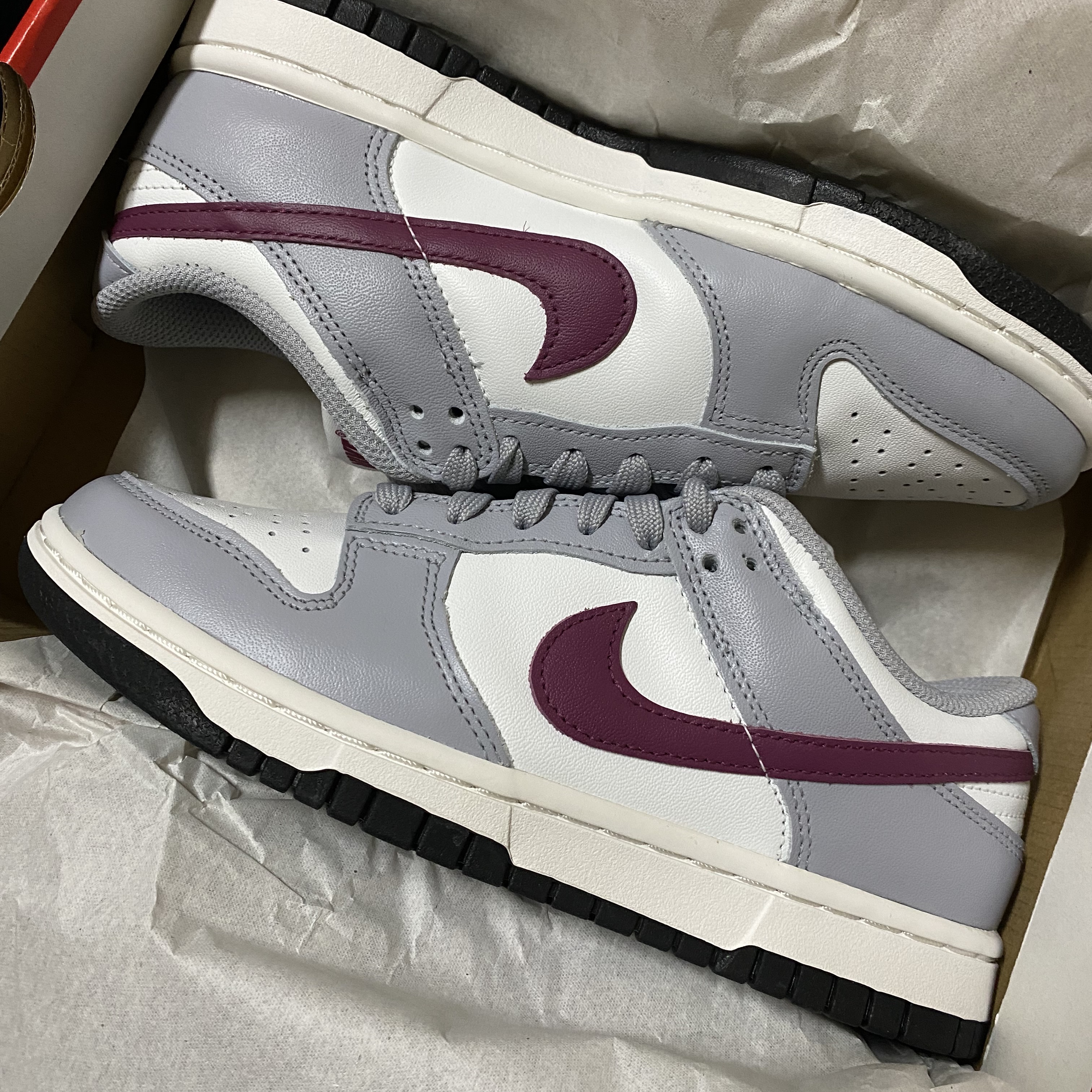 (W) Nike Dunk Low Wolf Grey Rosewood 착용 스타일