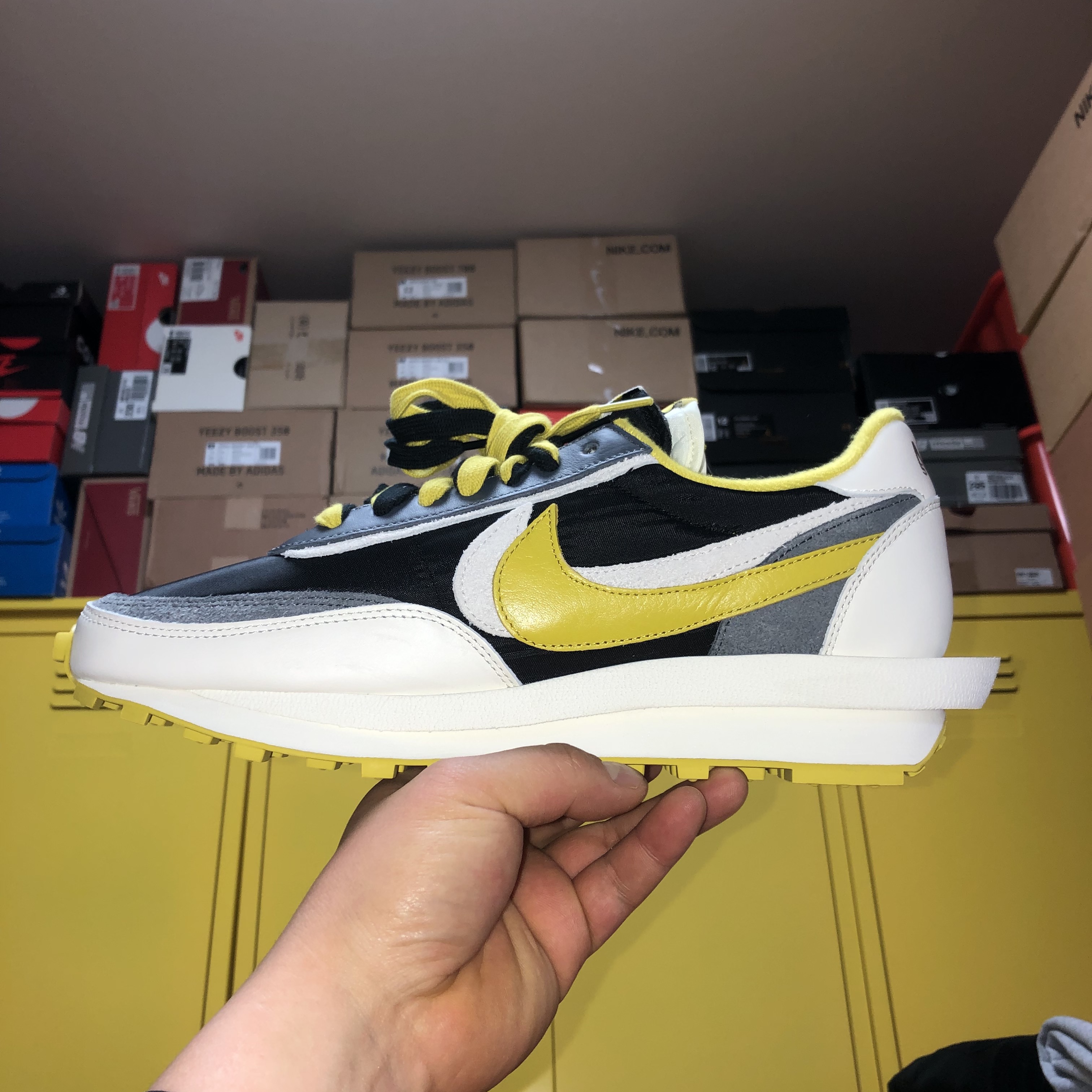 Nike x Sacai x Undercover LDWaffle Black Bright Citron 착용 스타일 - 2