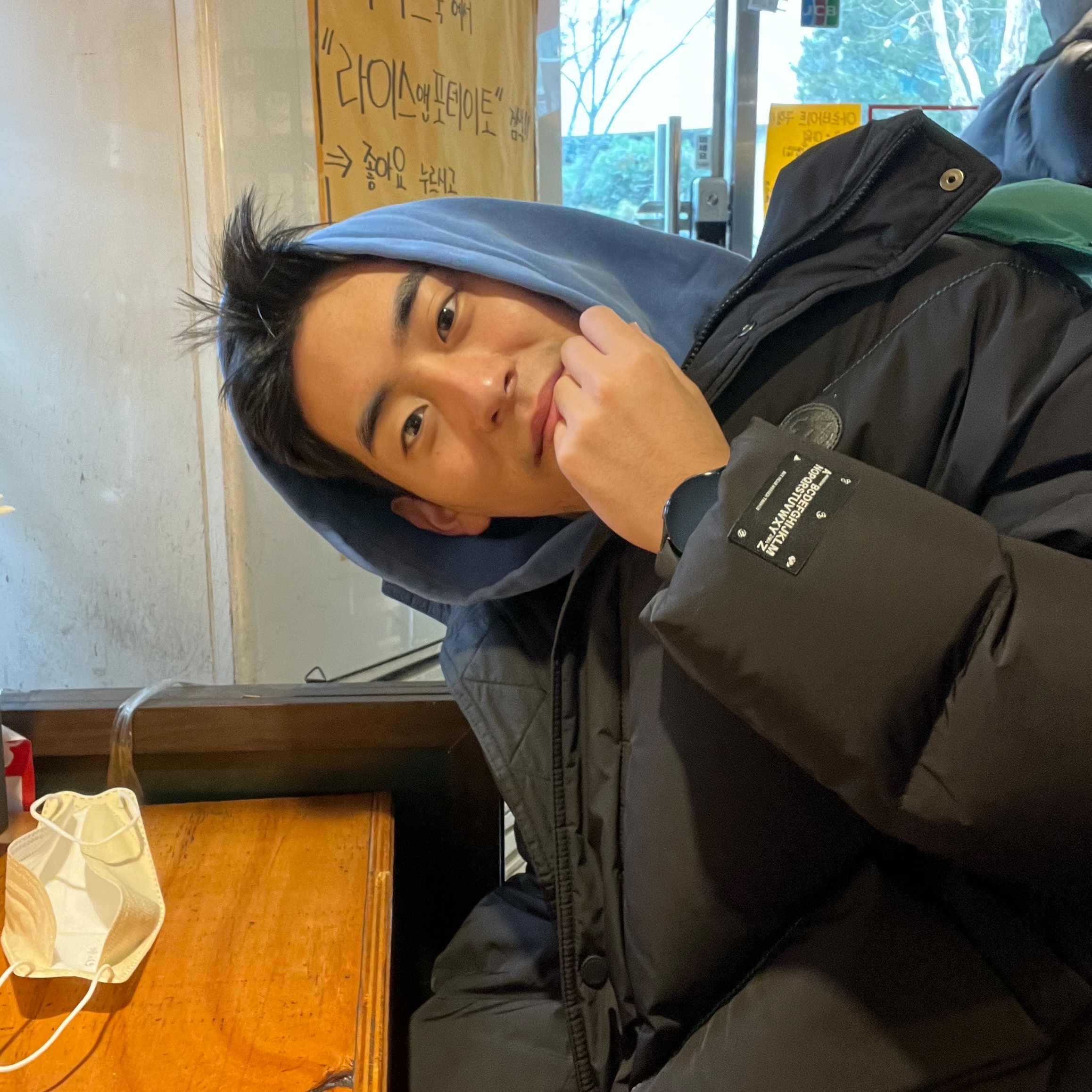 Zara x Ader Error Oversize Puffer Jacket Black, IAB Studio Pigment Hoodie Royal Blue - 22FW 착용 스타일