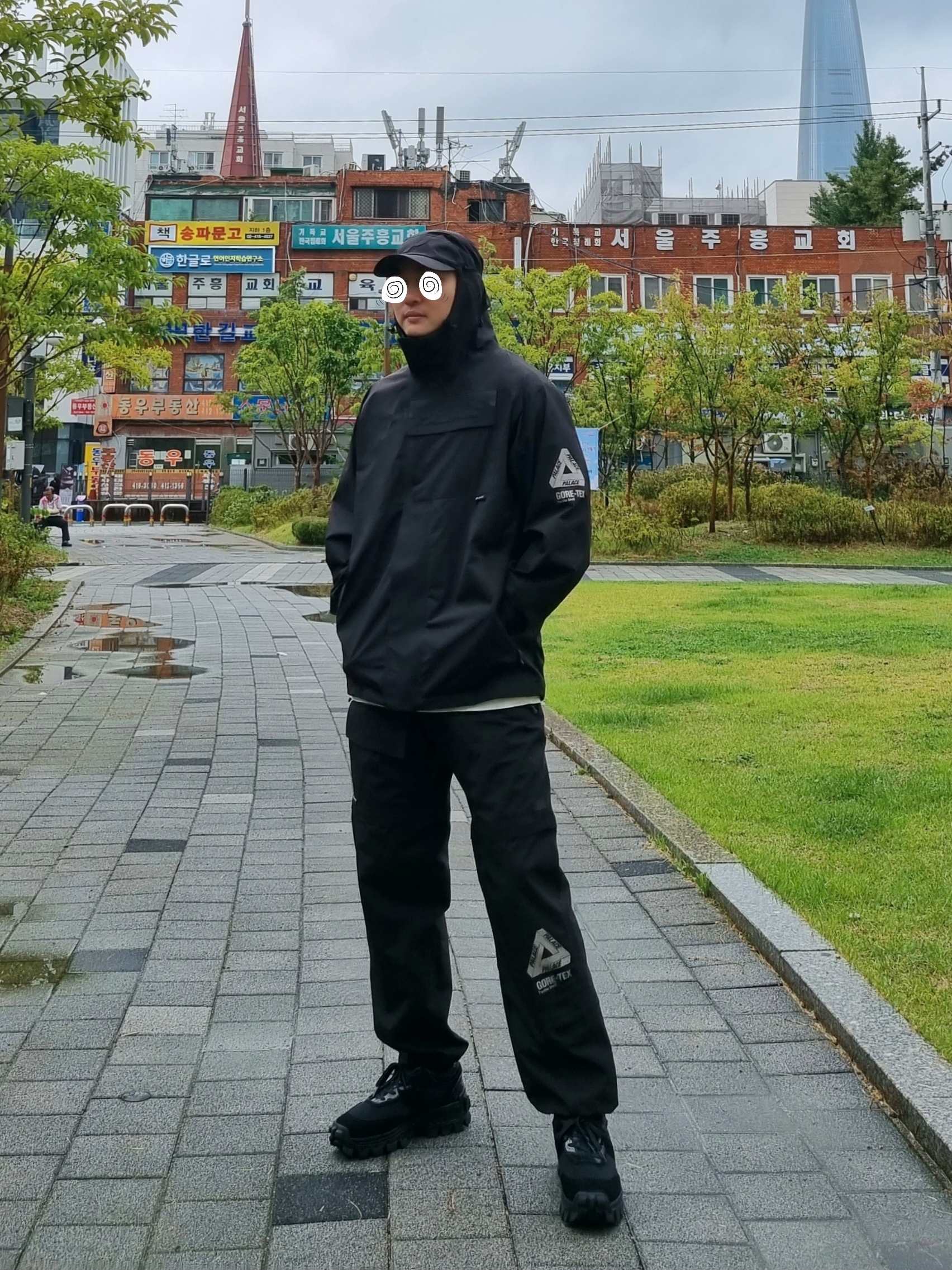 Palace Gore-Tex P Cap Jacket Black - 21SS, Palace Gore-Tex Zip Off Cargos Black - 21SS 착용 스타일