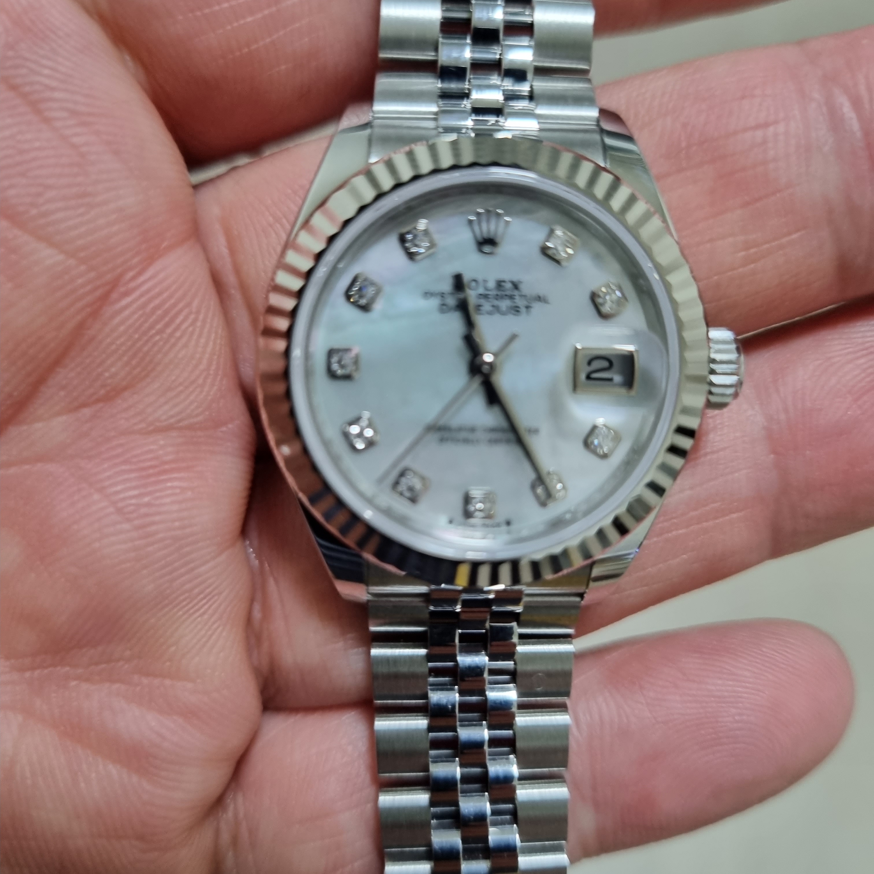 Rolex Lady-Datejust 28mm 279174 MoP Diamond-Set Jubilee 착용 스타일 - 1