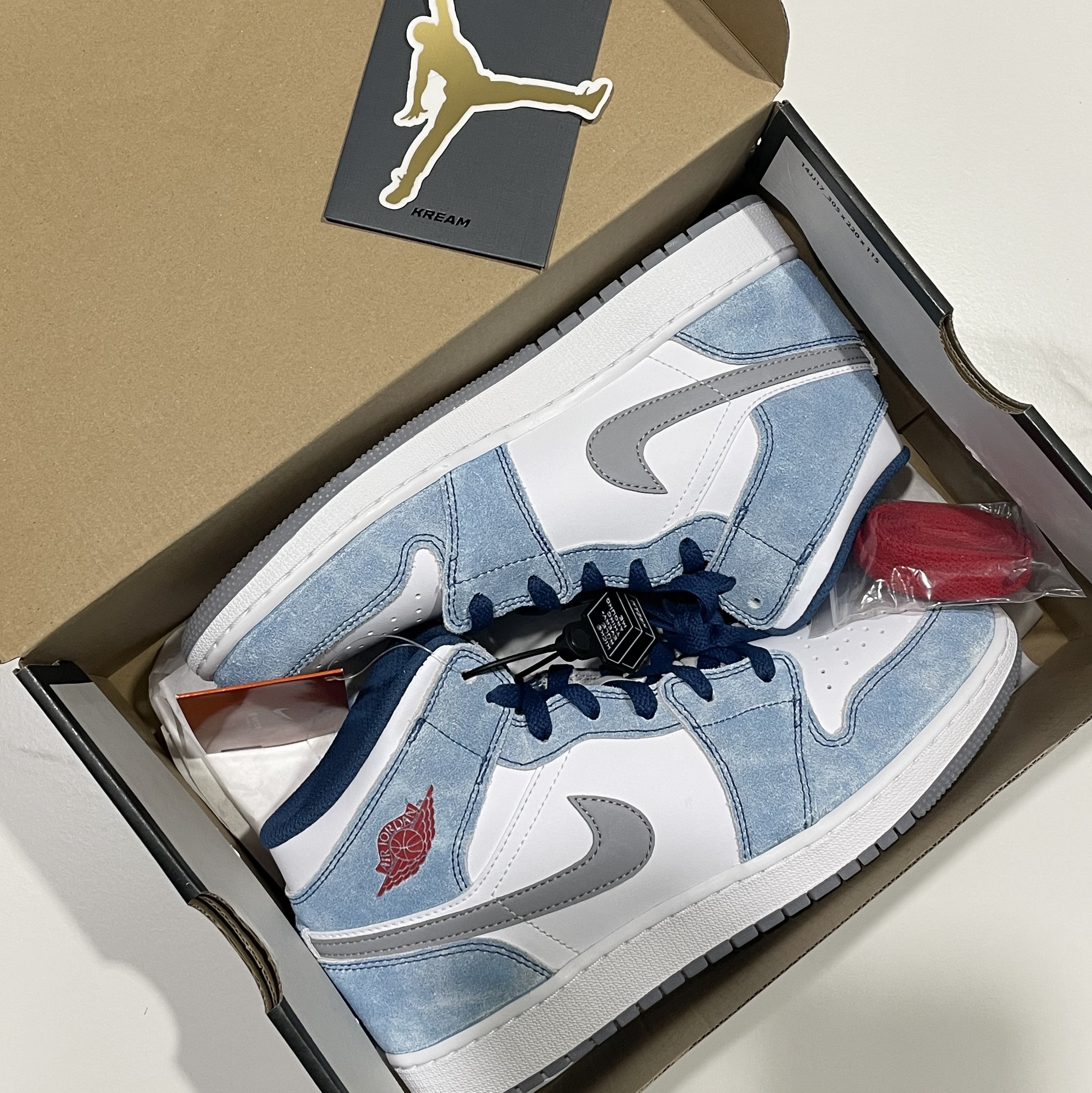 (GS) Jordan 1 Mid SE French Blue Fire Red 착용 스타일